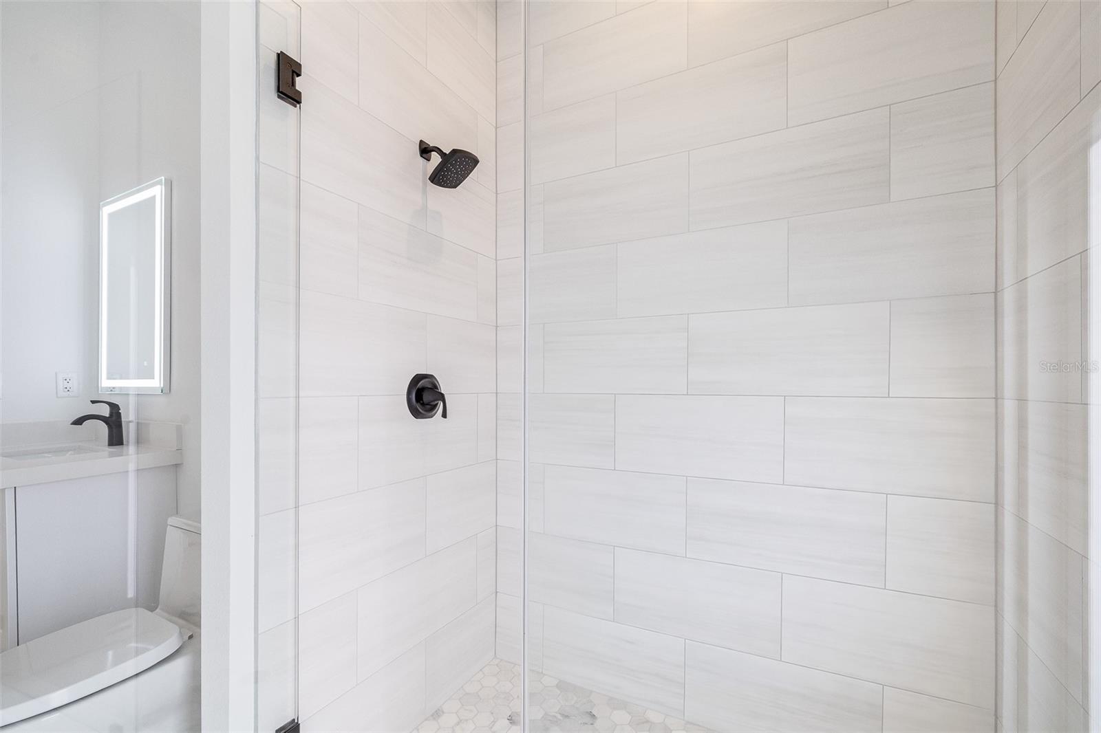 Image 42 of 66 For 4528 Yorkshire Lane