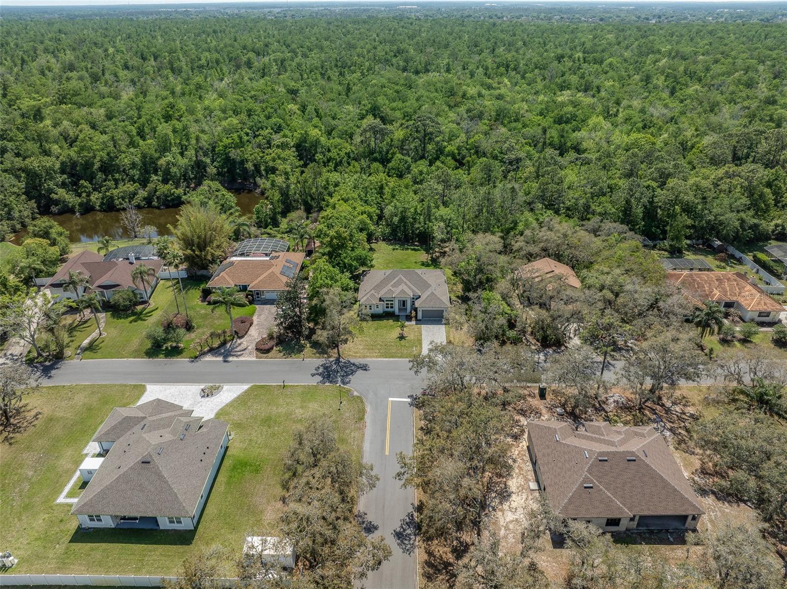 Image 59 of 66 For 4528 Yorkshire Lane