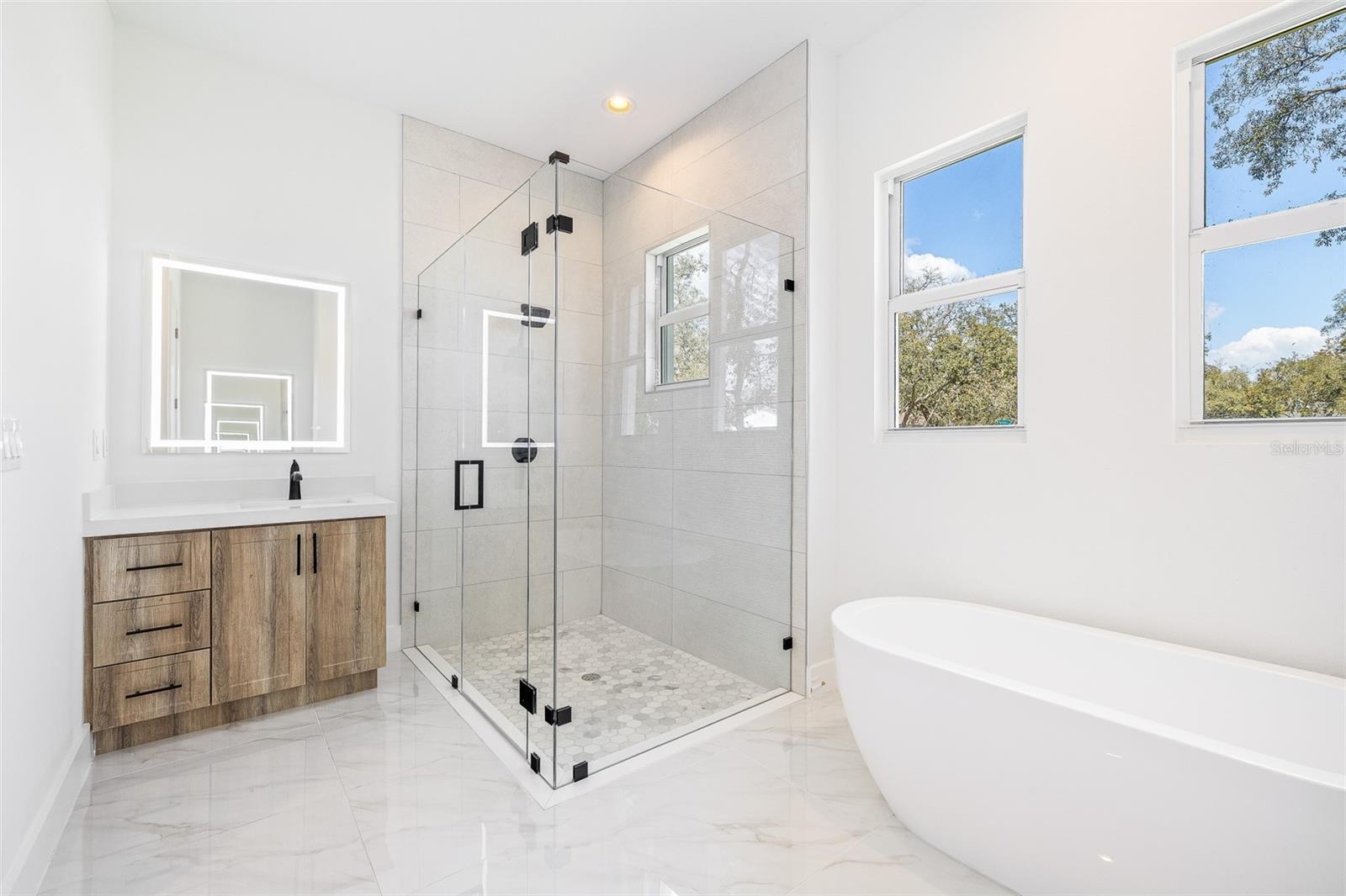 Image 6 of 66 For 4528 Yorkshire Lane