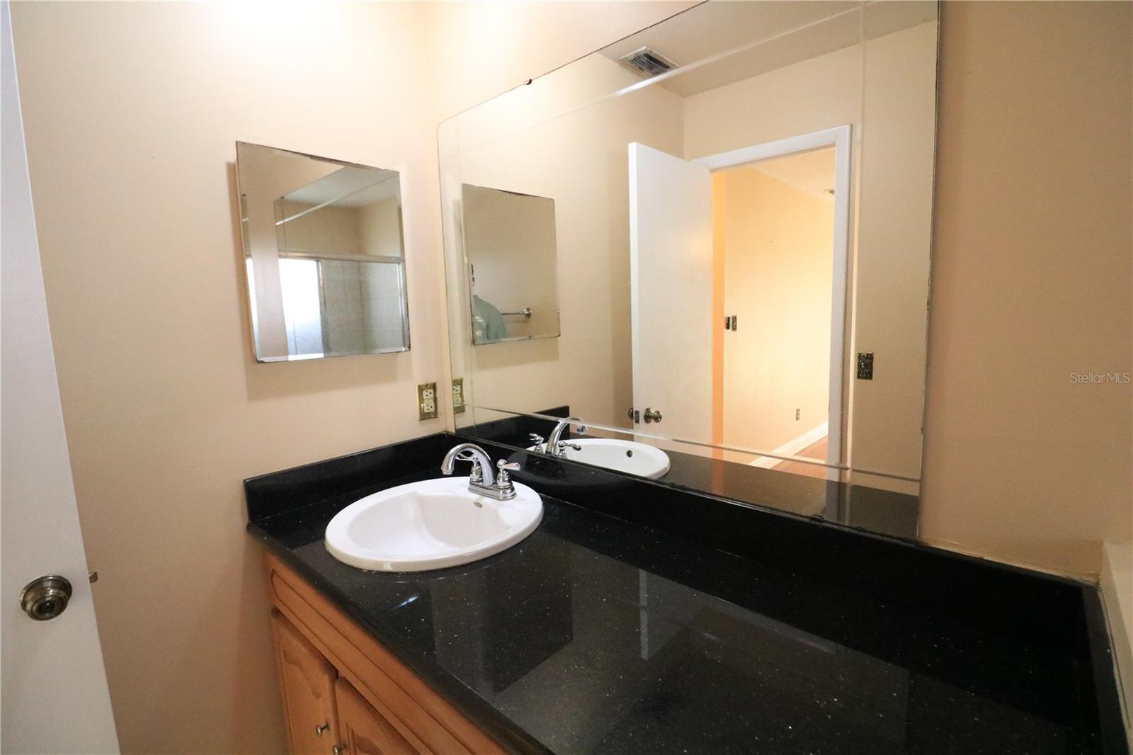 Image 17 of 21 For 10322 Manila Bay Drive