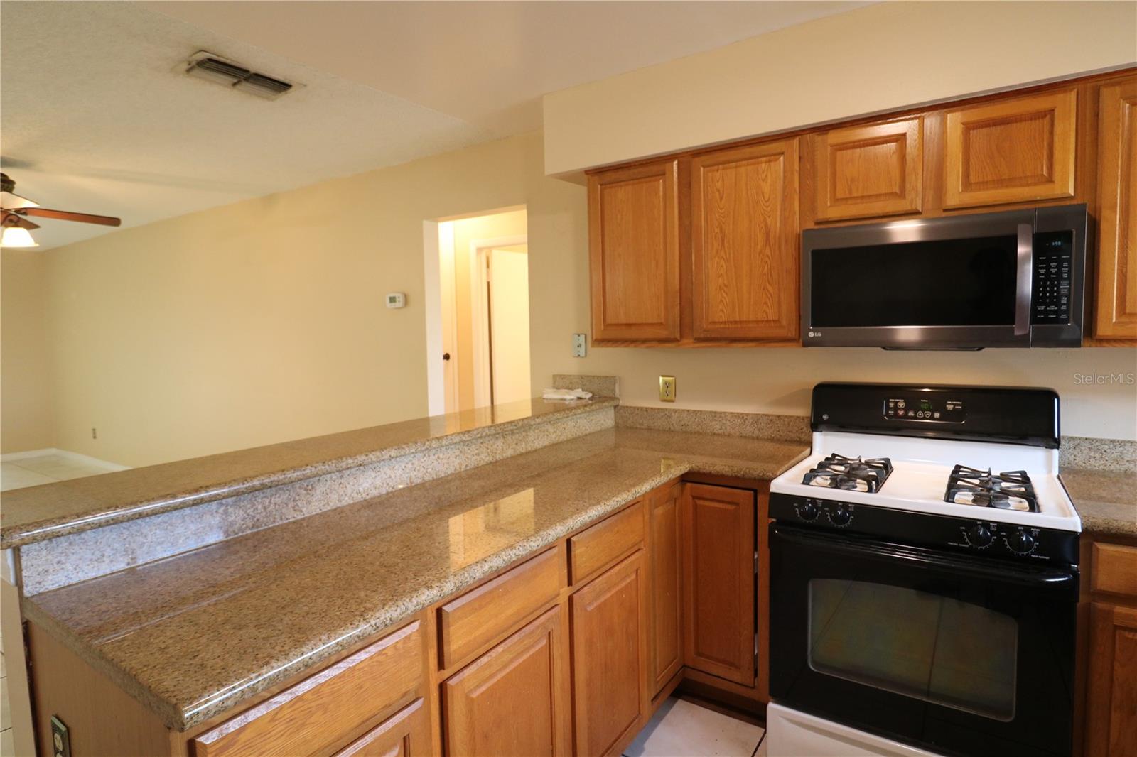 Image 9 of 21 For 10322 Manila Bay Drive