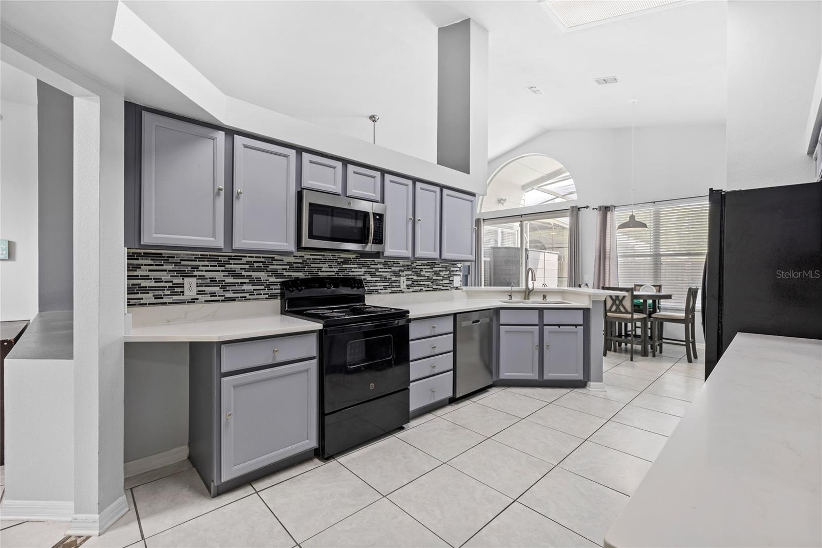 Image 14 of 50 For 141 White Marsh Circle