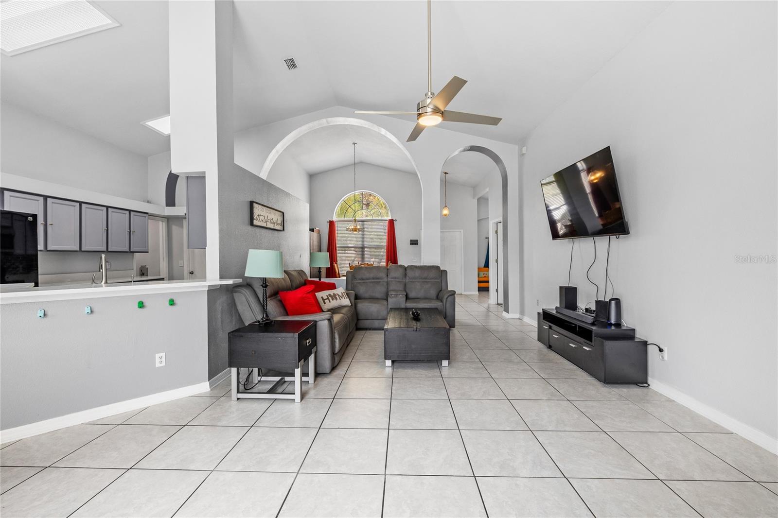 Image 20 of 50 For 141 White Marsh Circle