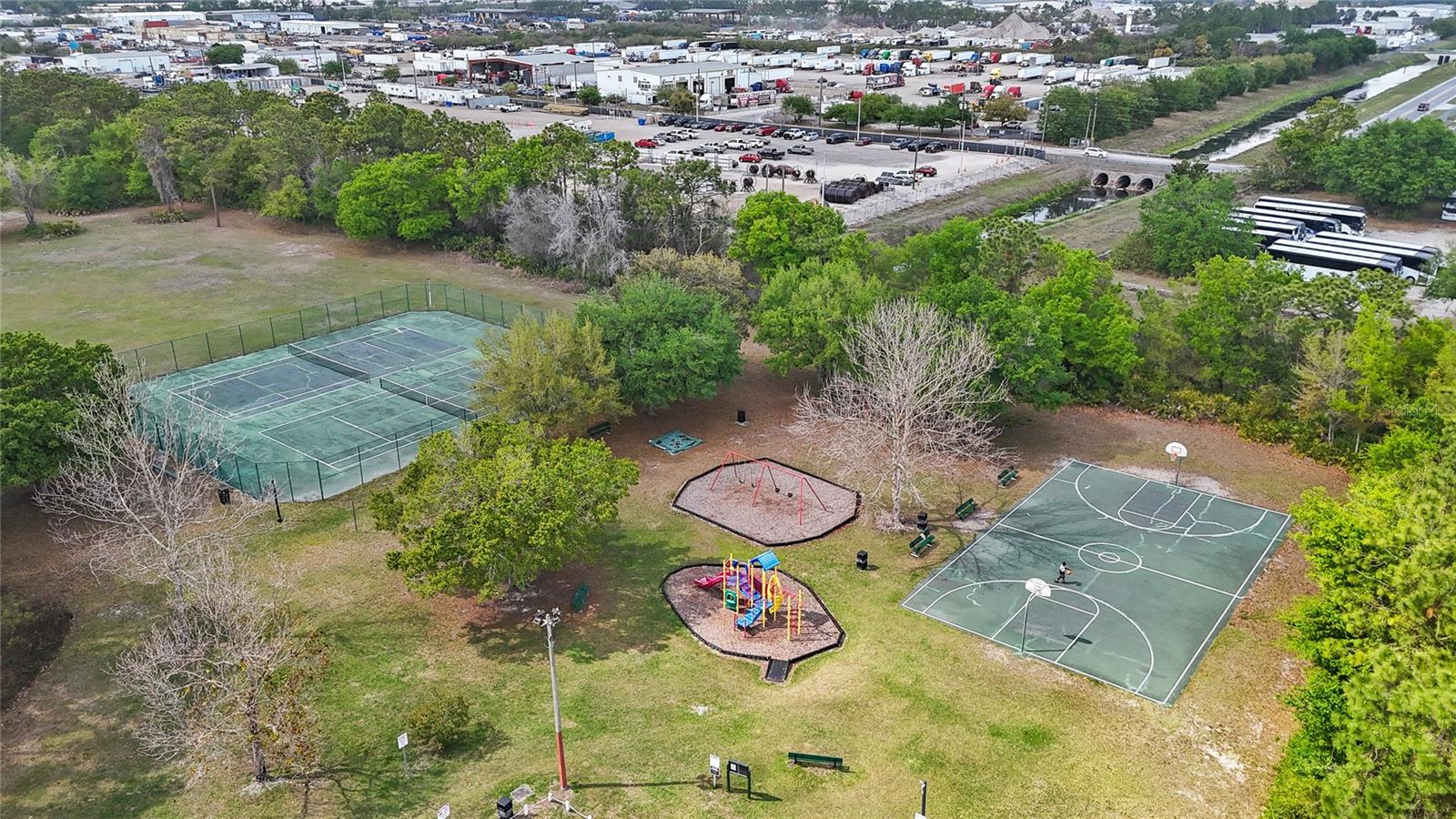 Image 46 of 50 For 141 White Marsh Circle