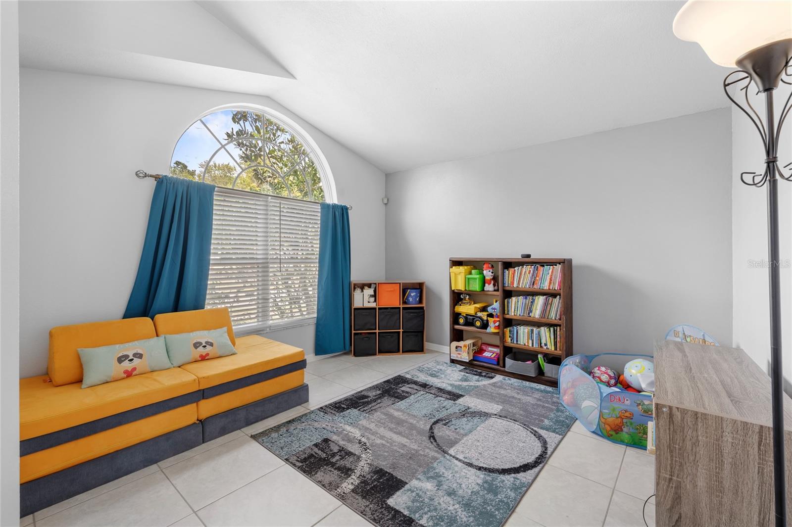 Image 6 of 50 For 141 White Marsh Circle