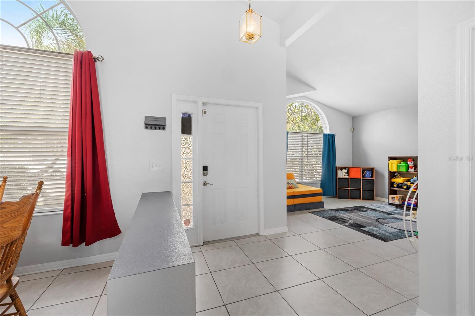 Image 8 of 50 For 141 White Marsh Circle