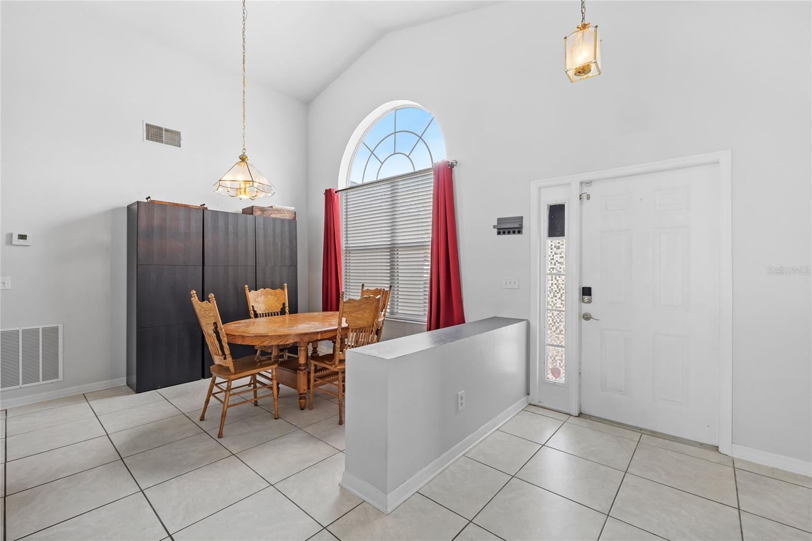 Image 9 of 50 For 141 White Marsh Circle