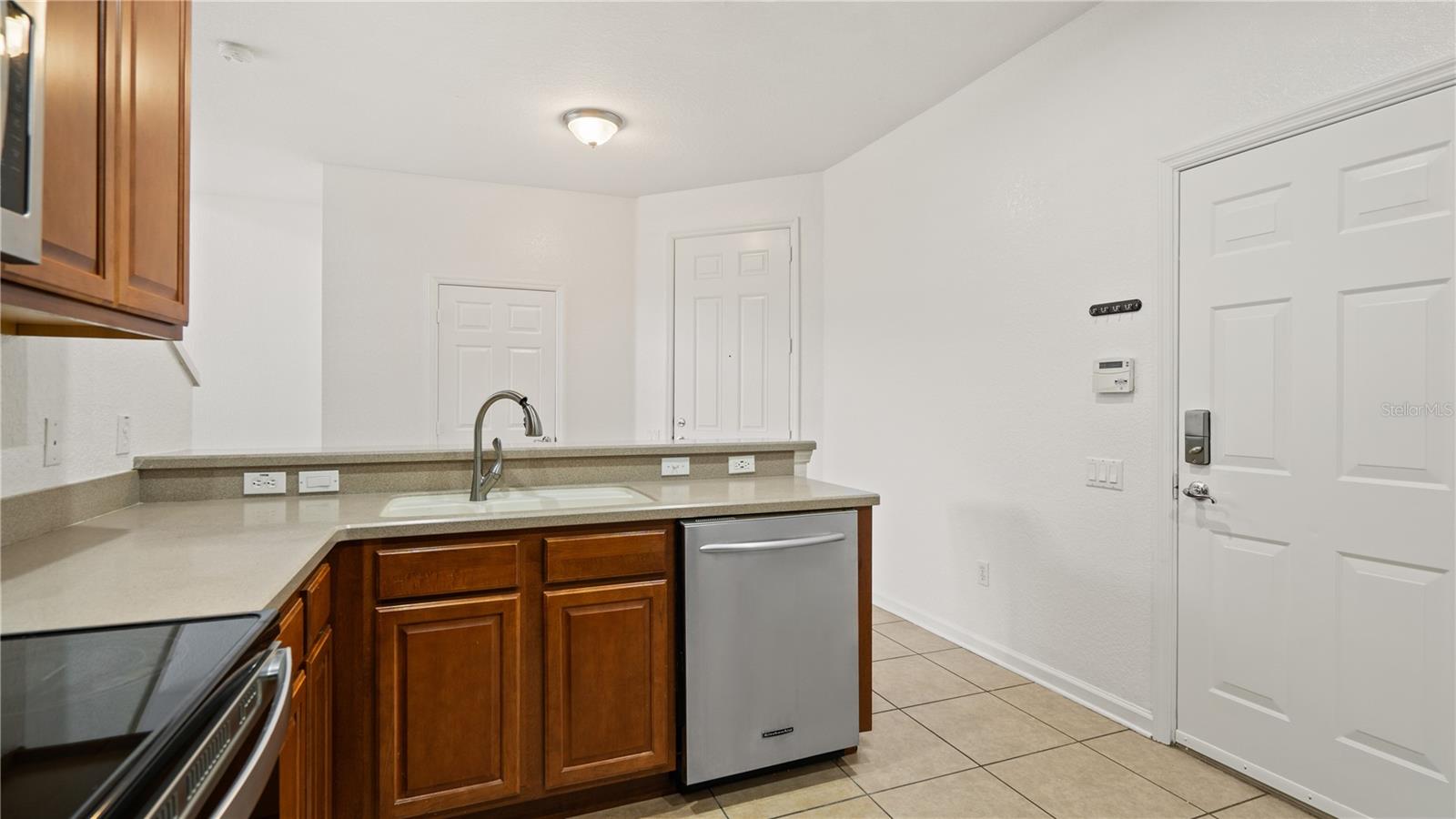 Image 10 of 65 For 1629 Shallcross Avenue