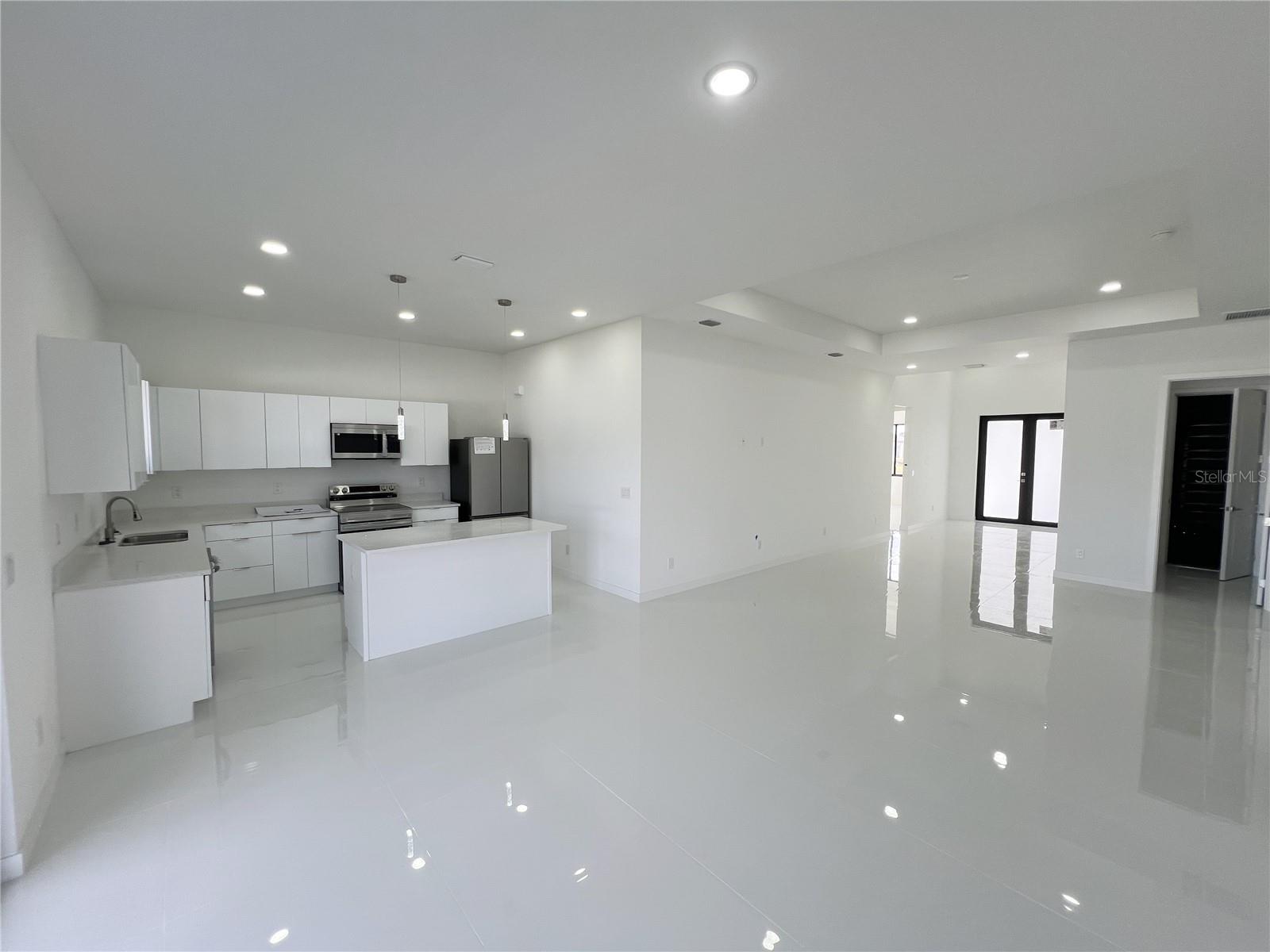 Image 8 of 30 For 2102 25th Place