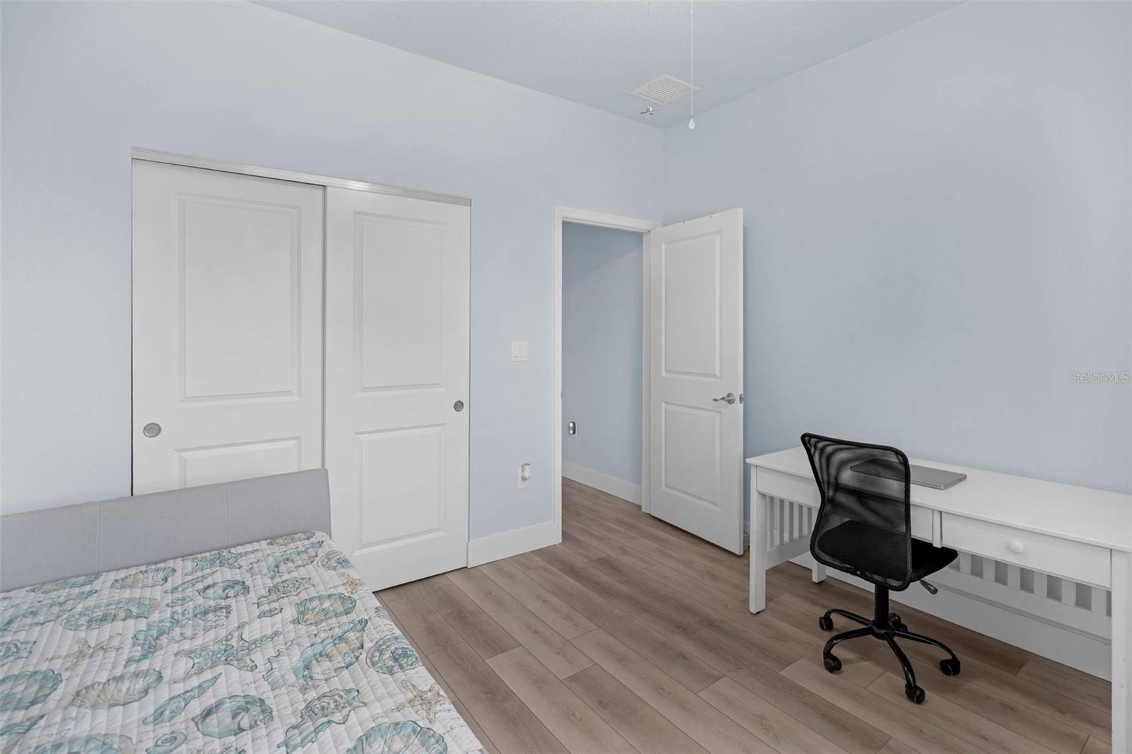 Image 24 of 31 For 146 51st Street Circle E