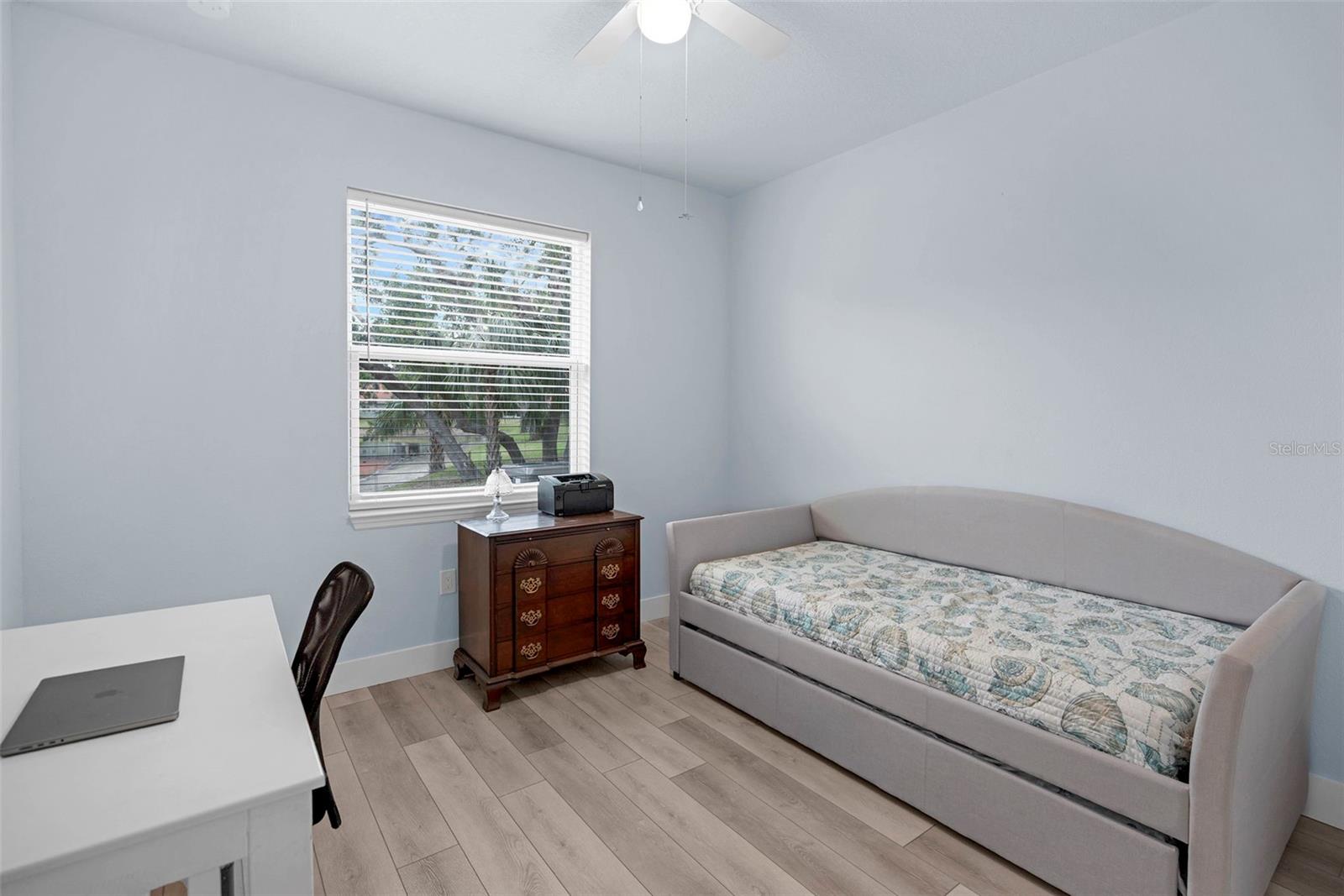 Image 25 of 31 For 146 51st Street Circle E