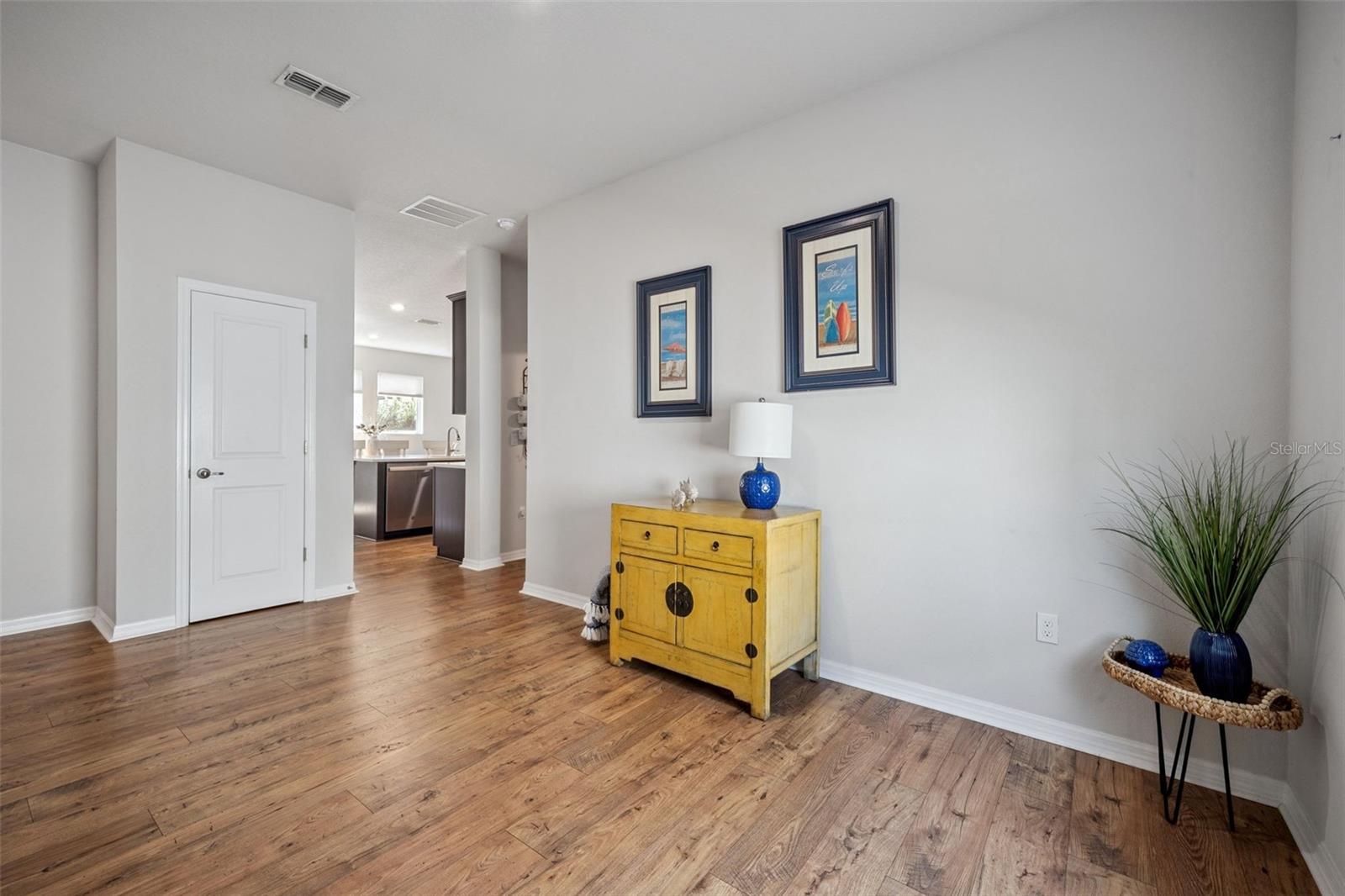 Image 31 of 72 For 2933 Marlberry Lane