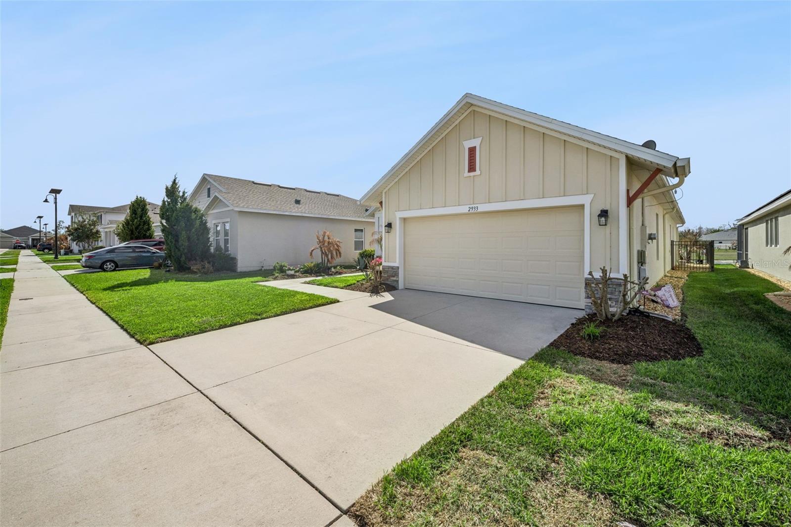 Image 4 of 72 For 2933 Marlberry Lane