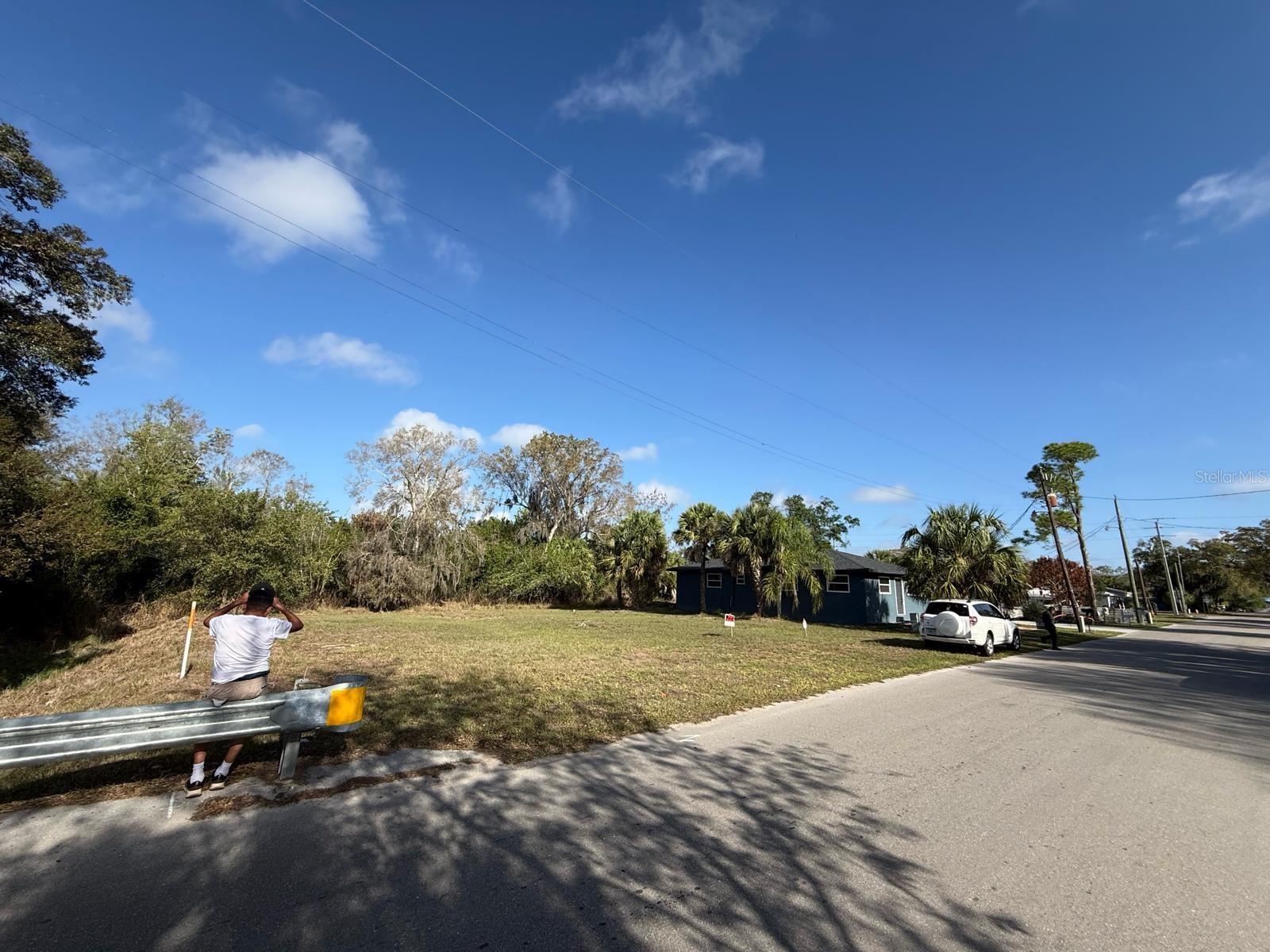 Image 5 of 7 For Singleton Avenue