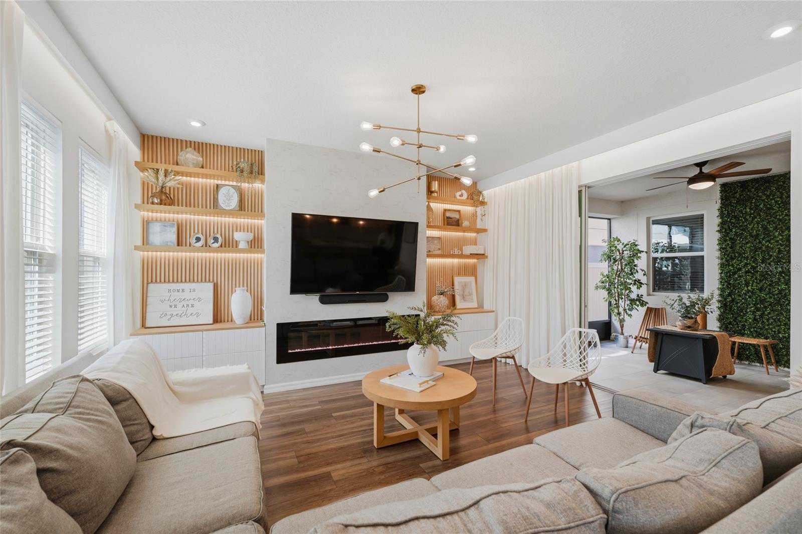 Image 14 of 40 For 16126 Parkwyn Street