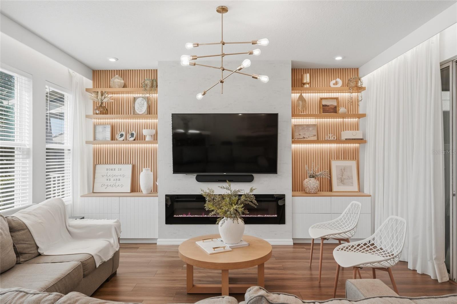 Image 15 of 40 For 16126 Parkwyn Street