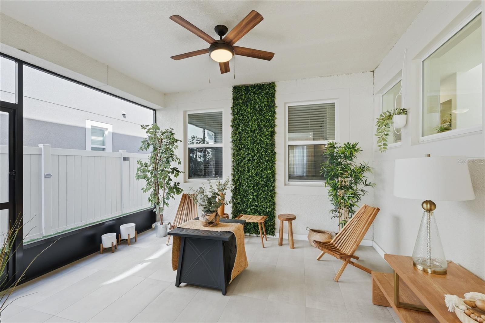 Image 20 of 40 For 16126 Parkwyn Street