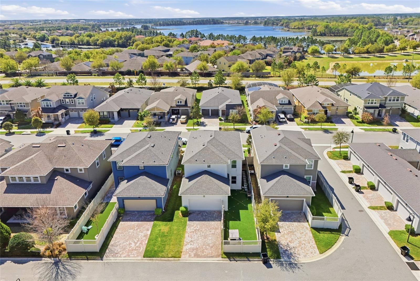 Image 36 of 40 For 16126 Parkwyn Street