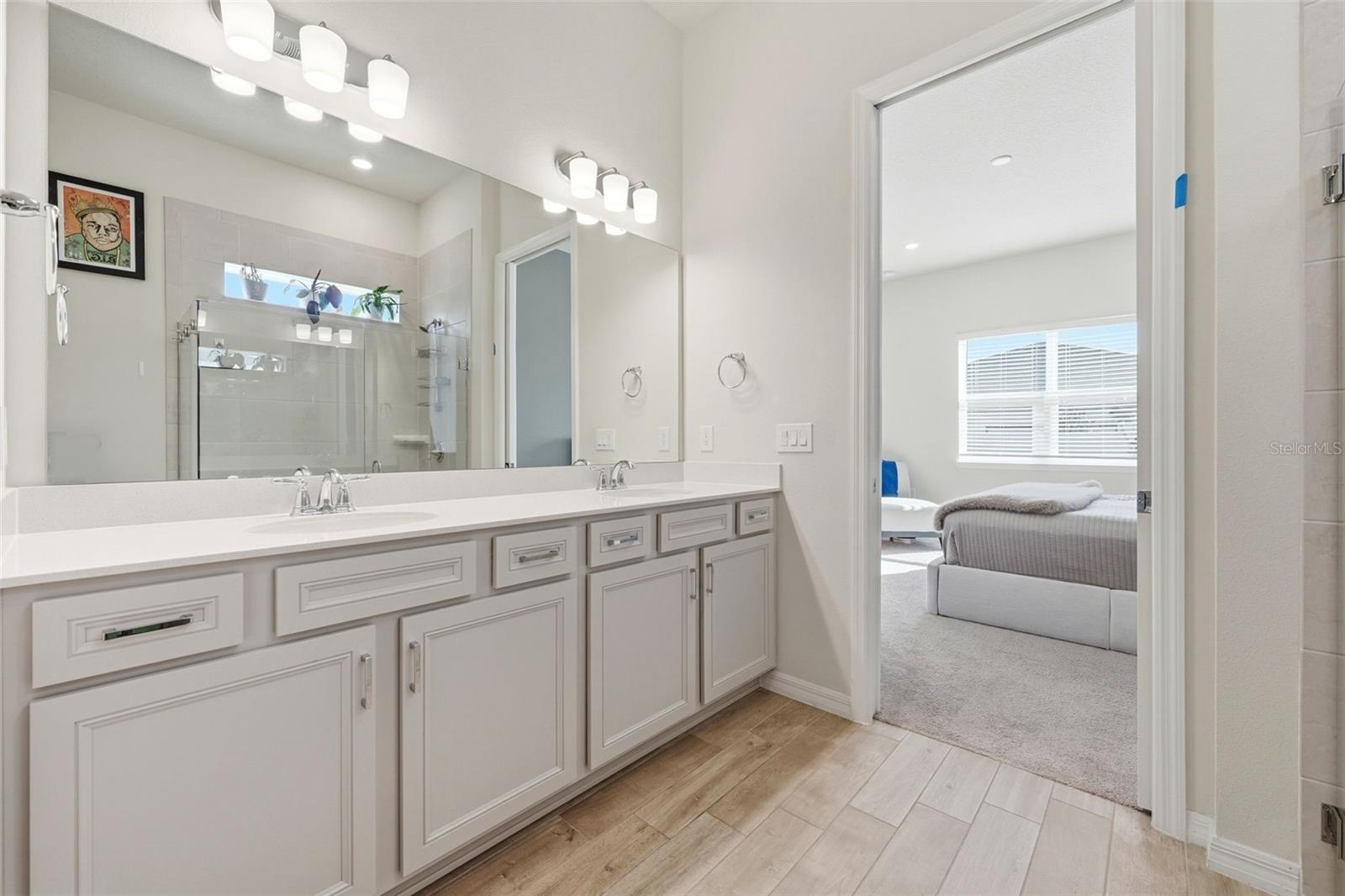 Image 14 of 39 For 10325 Parkview Reserve Lane