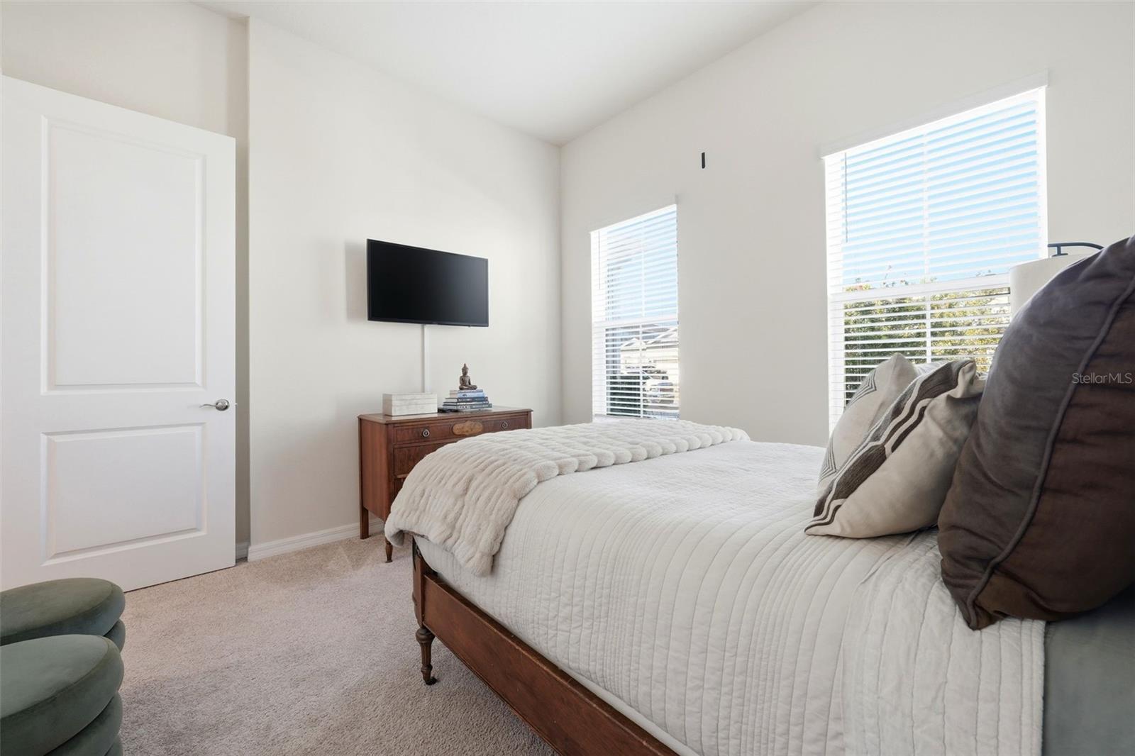 Image 20 of 39 For 10325 Parkview Reserve Lane