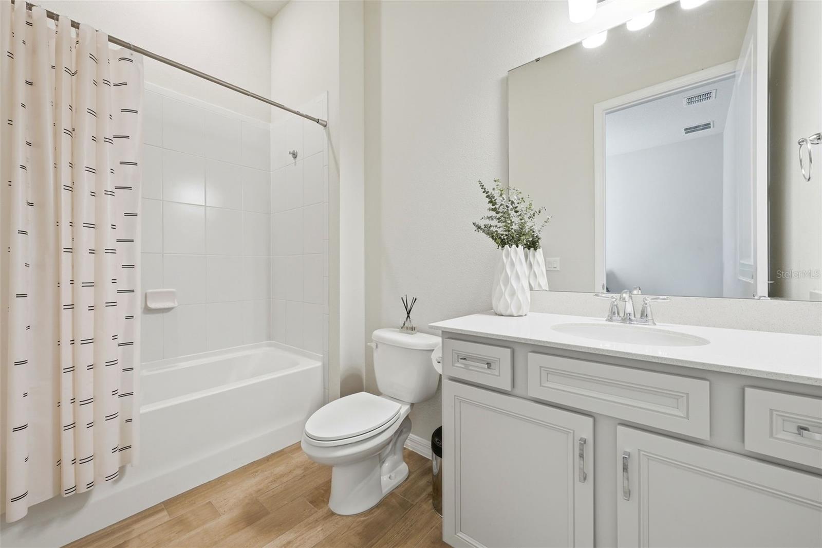 Image 21 of 39 For 10325 Parkview Reserve Lane