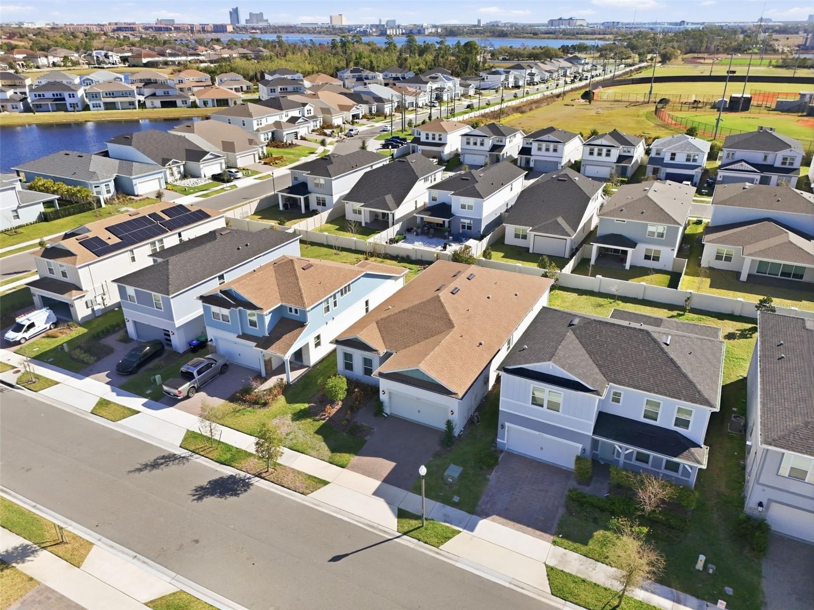 Image 36 of 39 For 10325 Parkview Reserve Lane