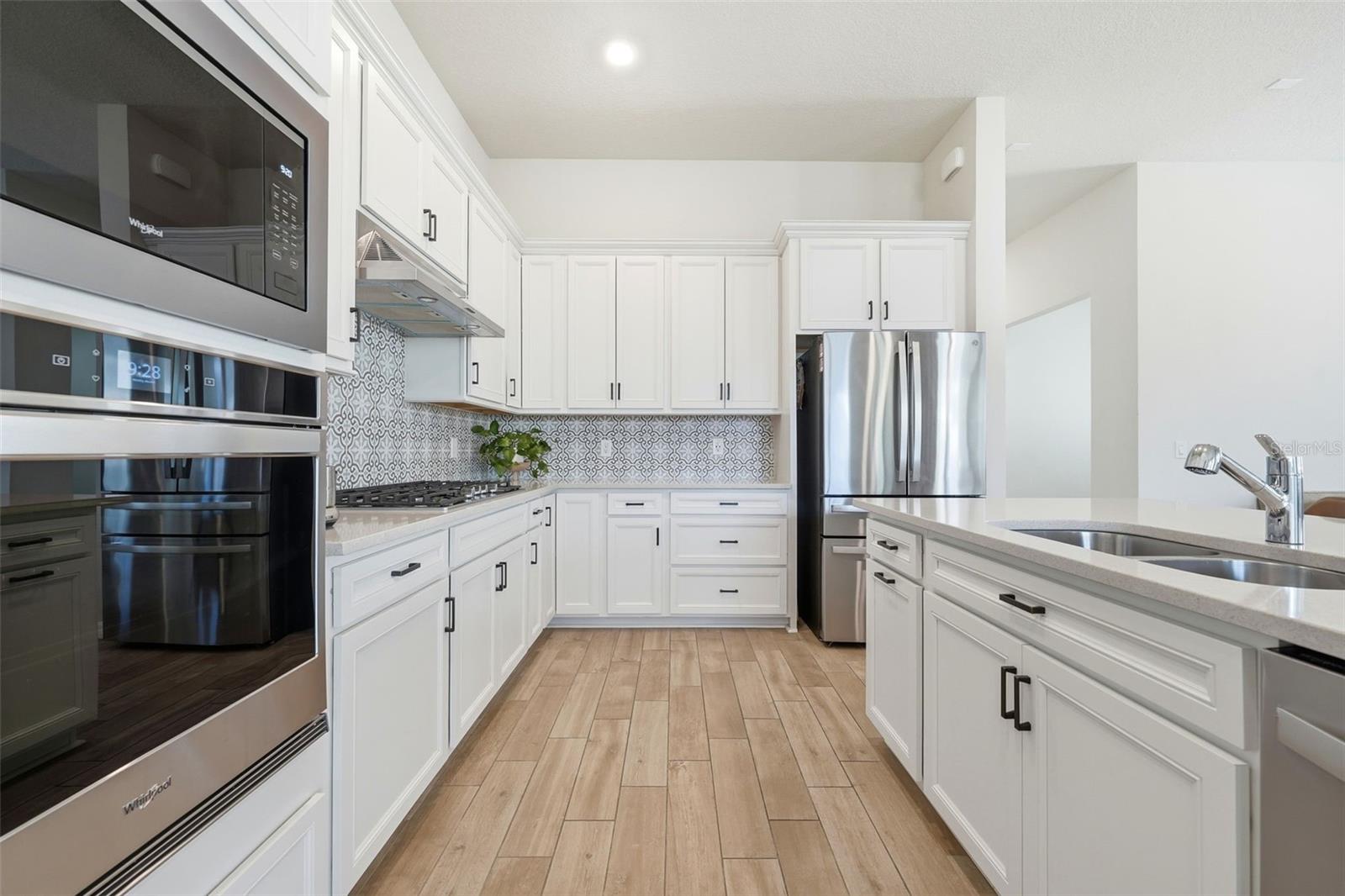 Image 9 of 39 For 10325 Parkview Reserve Lane