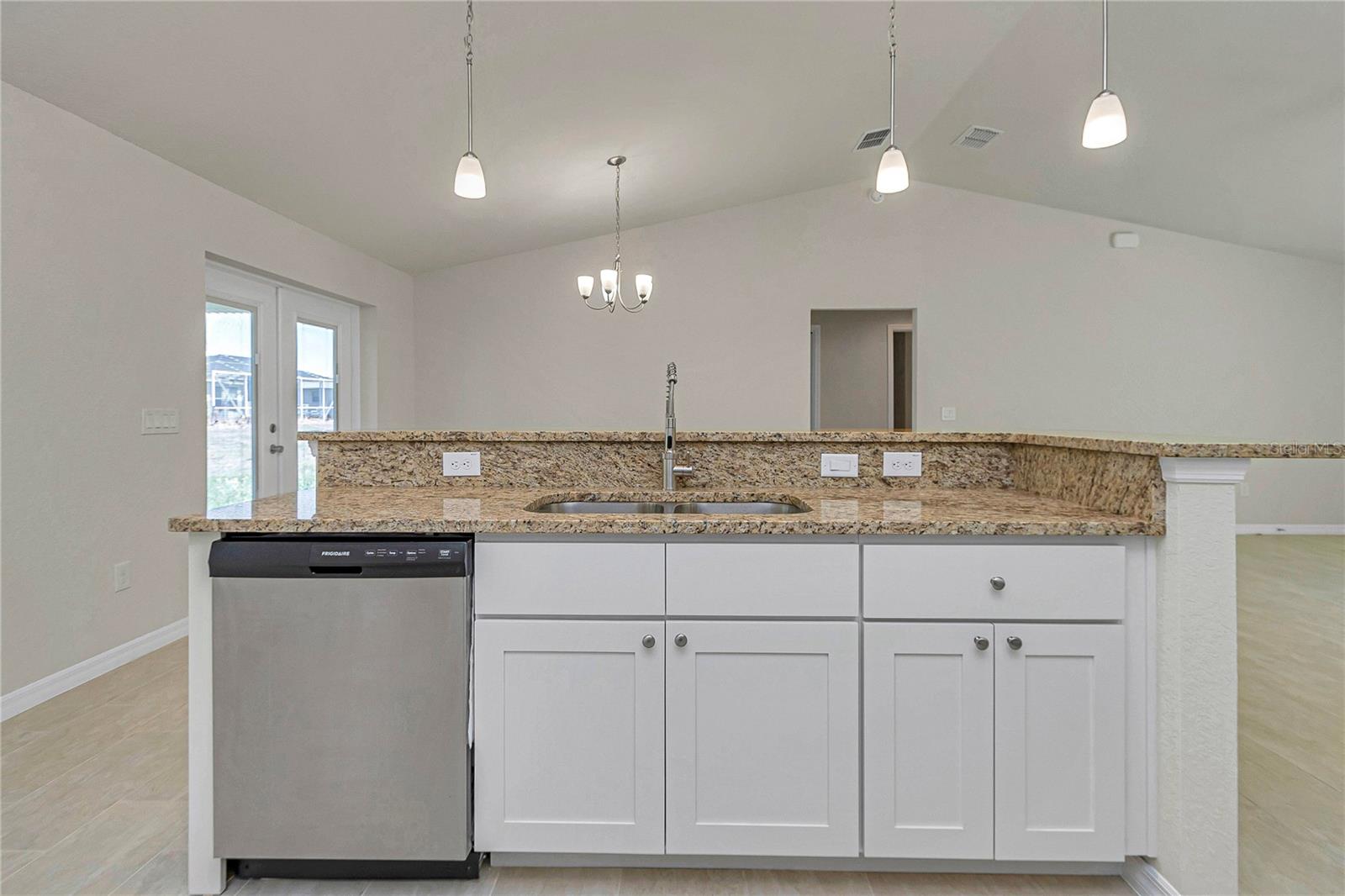 Image 17 of 42 For 8677 157th Place