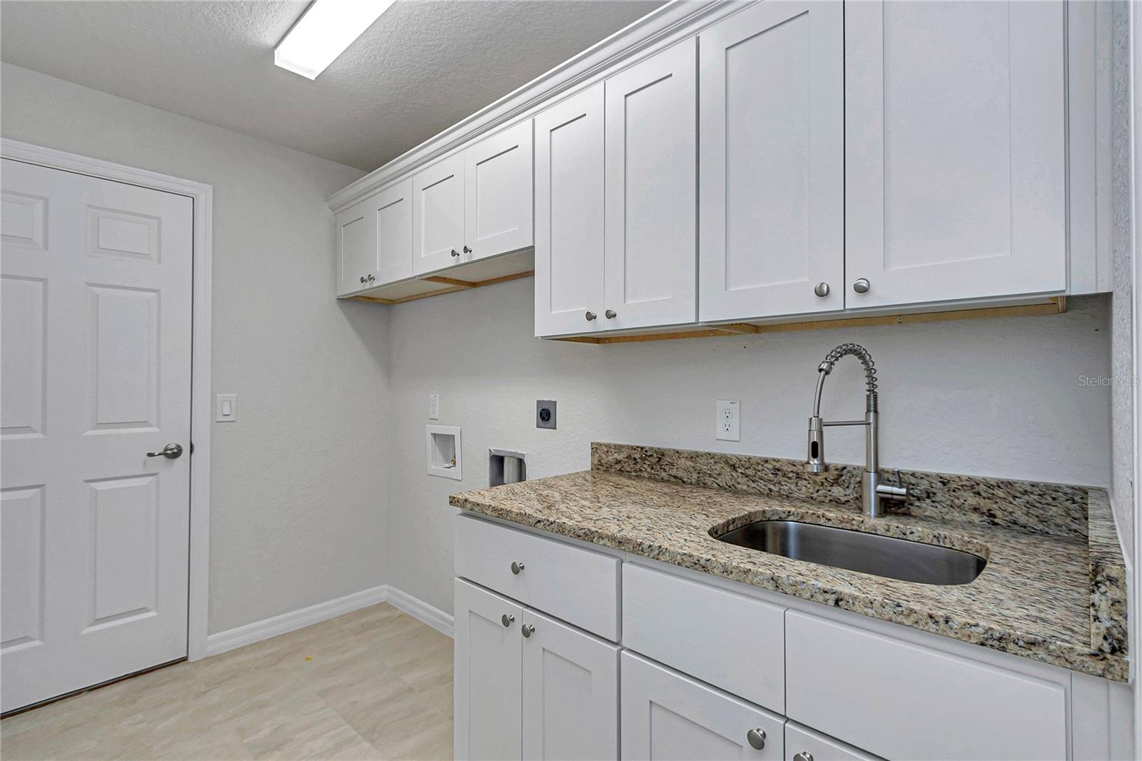 Image 27 of 42 For 8677 157th Place