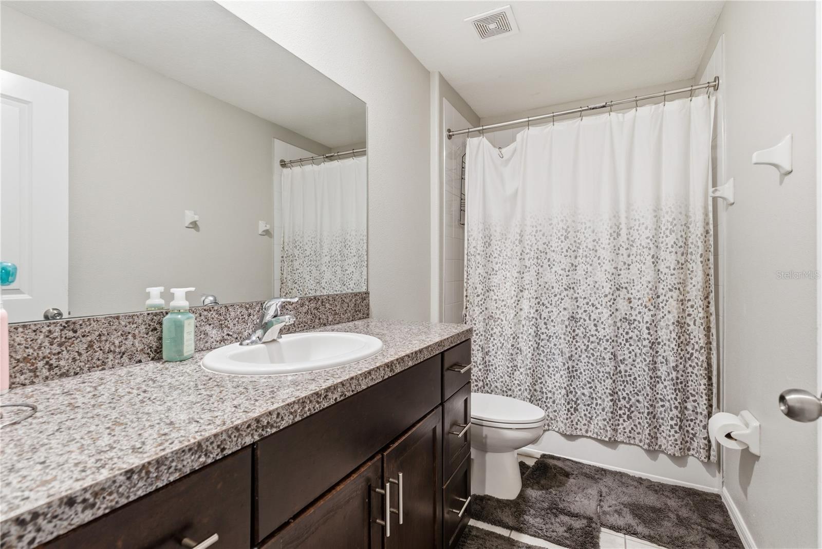 Image 12 of 17 For 861 Olive Conch Street