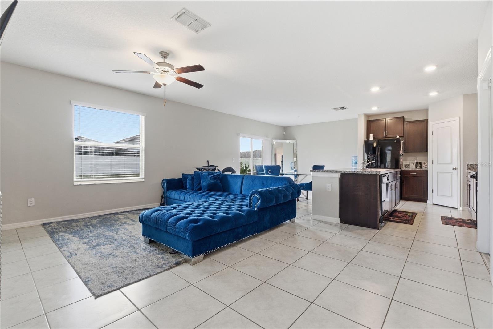 Image 6 of 17 For 861 Olive Conch Street