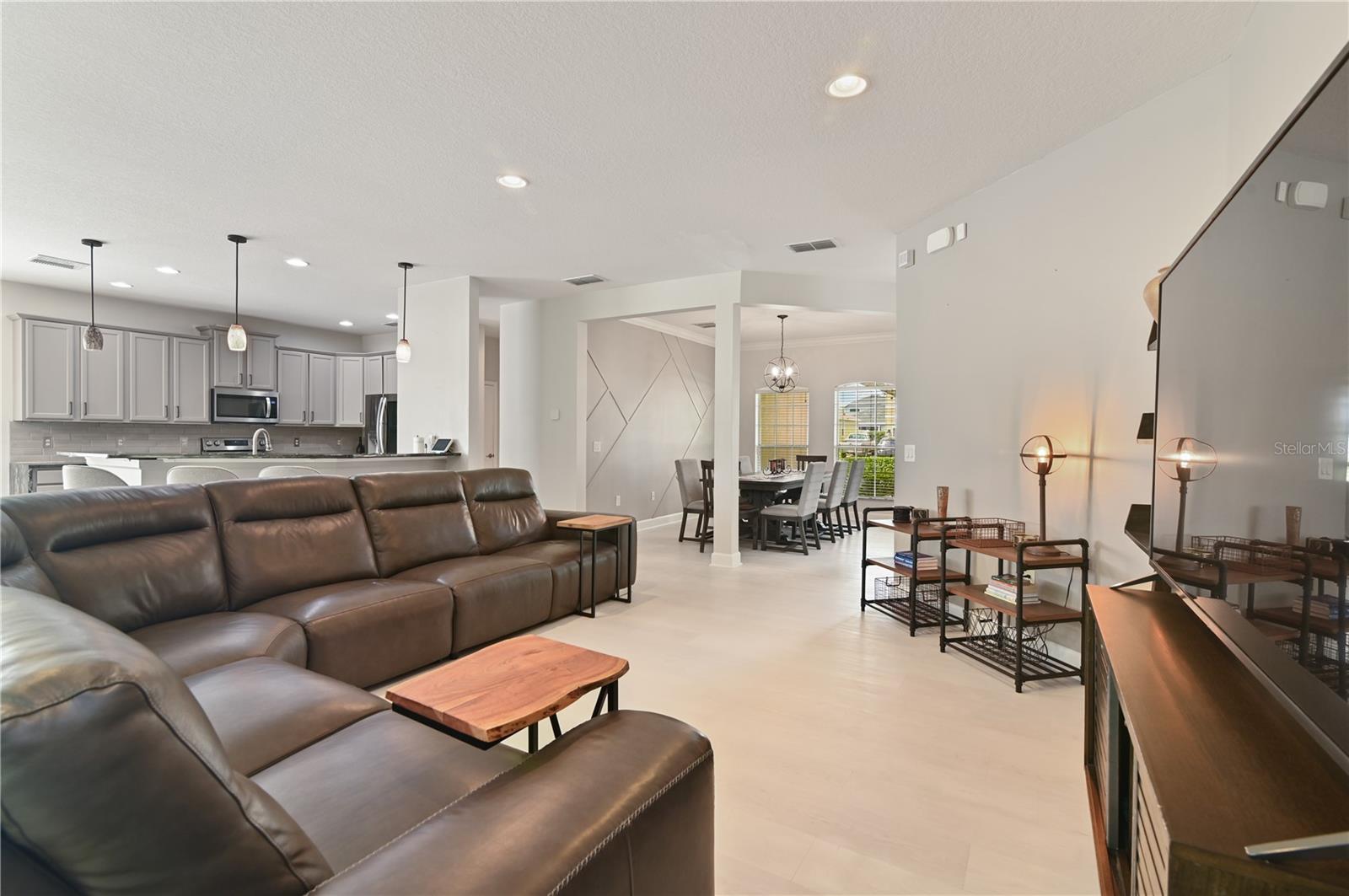 Image 20 of 85 For 1037 Truffles Ct.