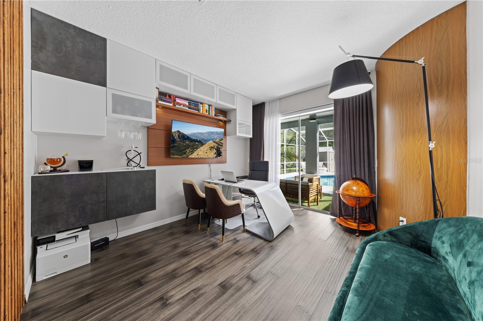 Image 10 of 83 For 7770 Glynde Hill Drive