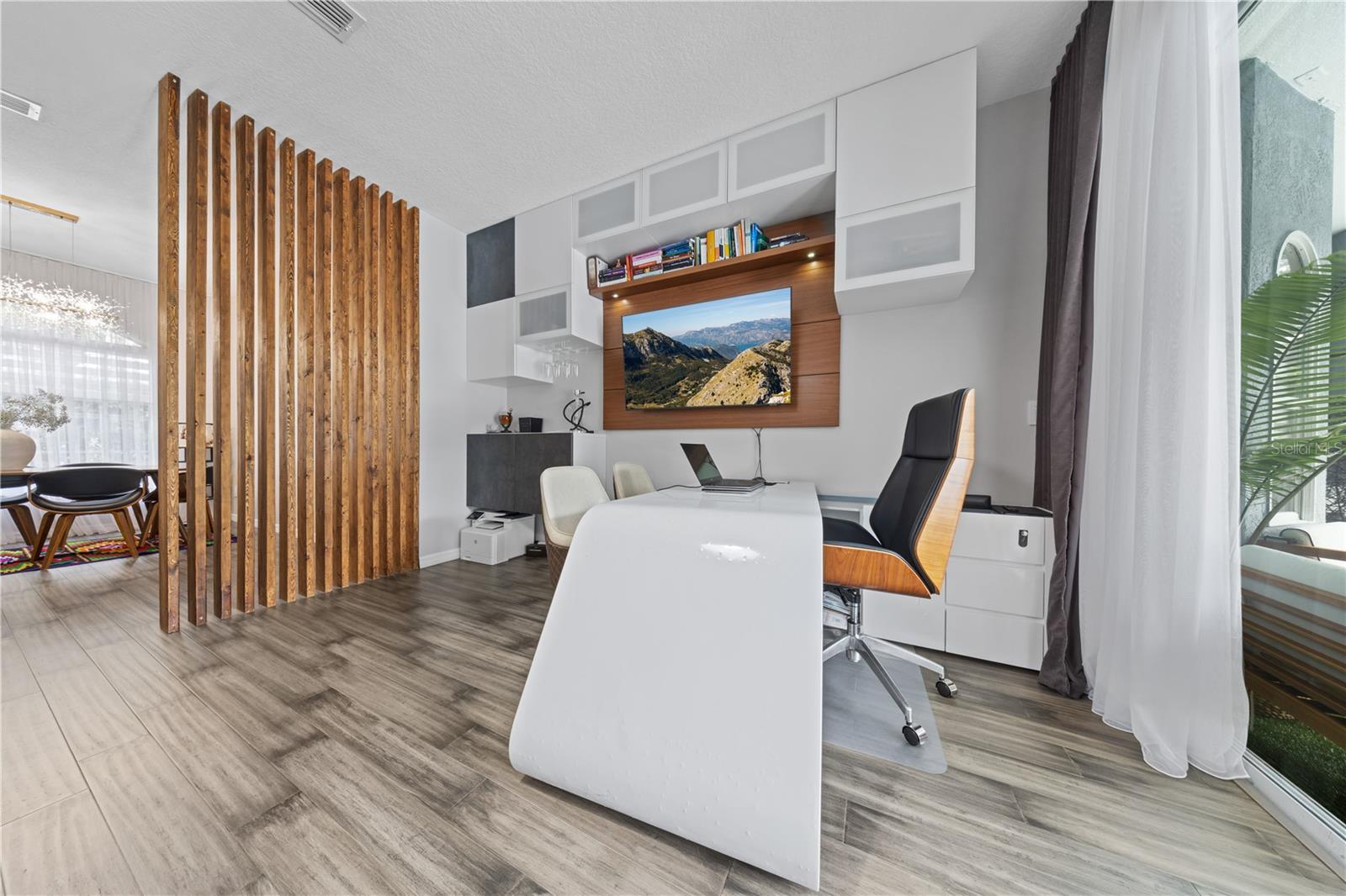 Image 13 of 83 For 7770 Glynde Hill Drive