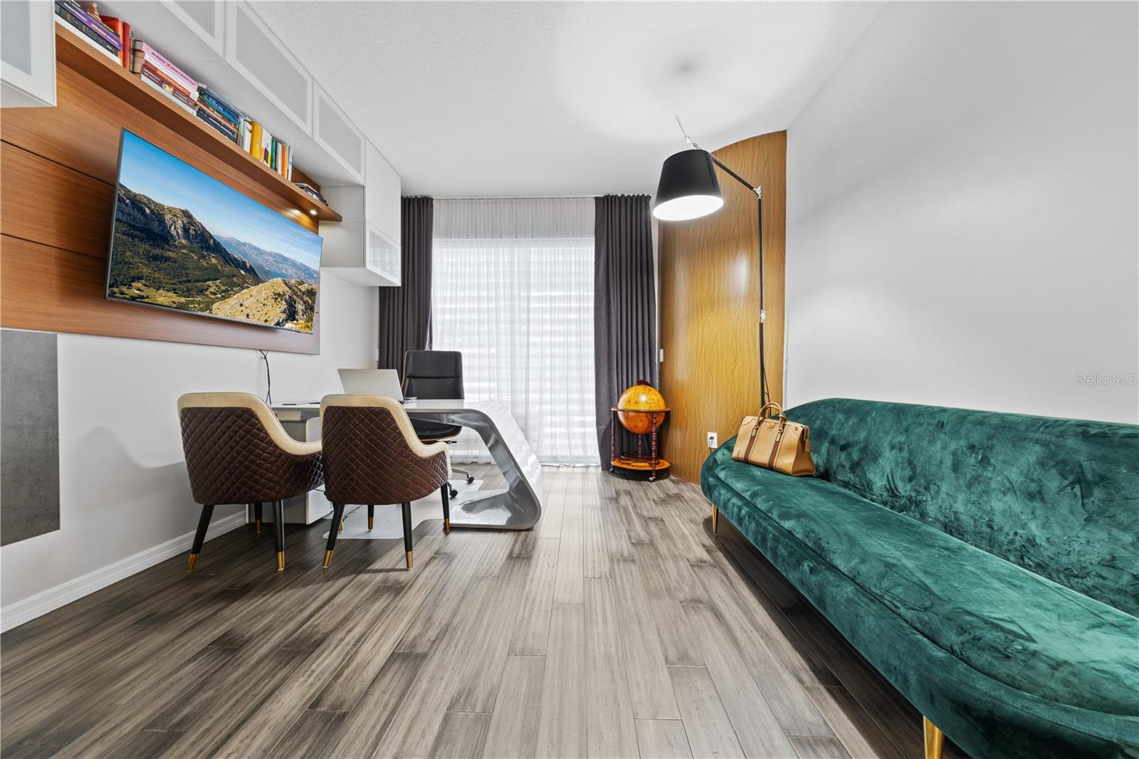 Image 14 of 83 For 7770 Glynde Hill Drive