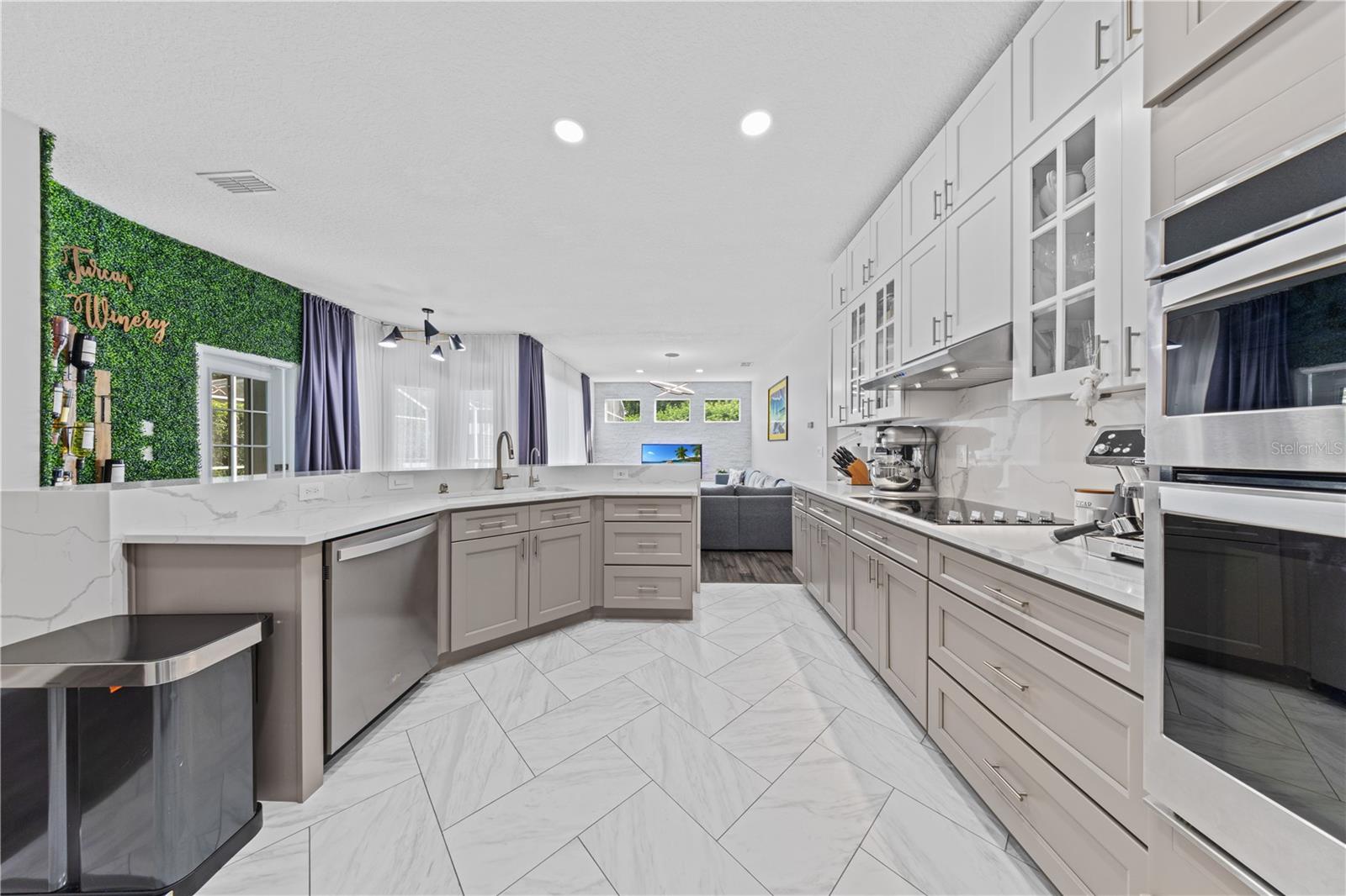 Image 29 of 83 For 7770 Glynde Hill Drive