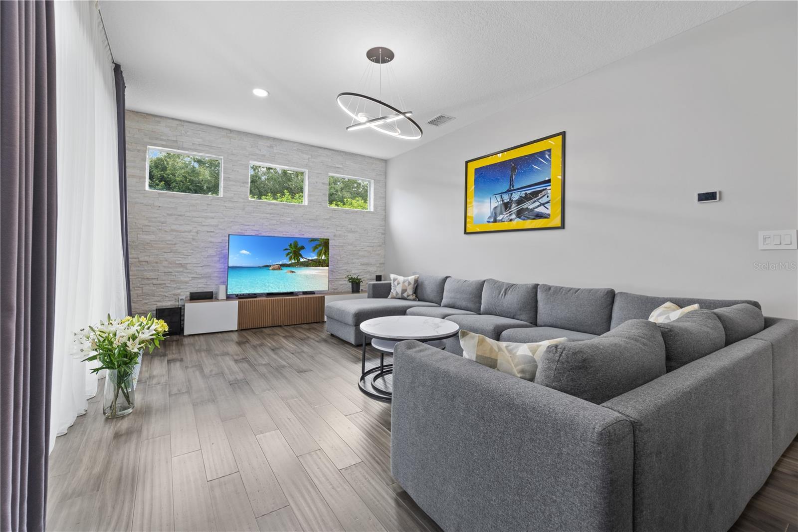 Image 43 of 83 For 7770 Glynde Hill Drive