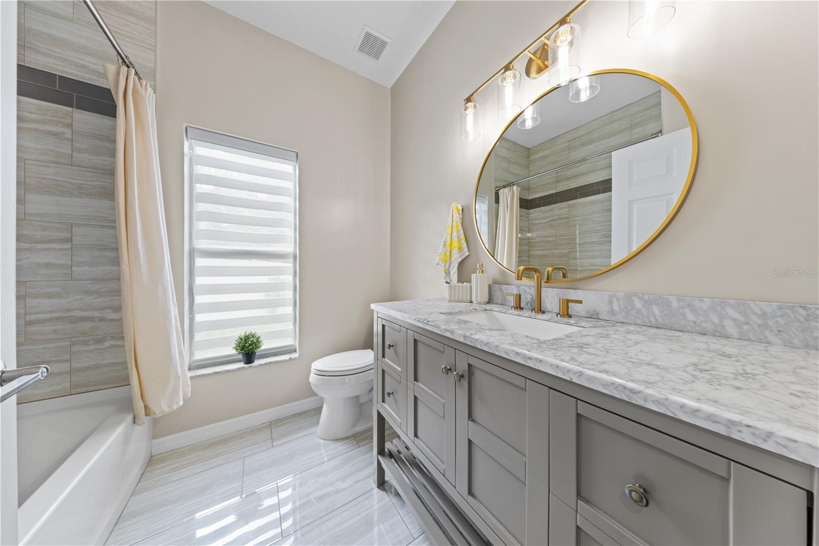 Image 60 of 83 For 7770 Glynde Hill Drive