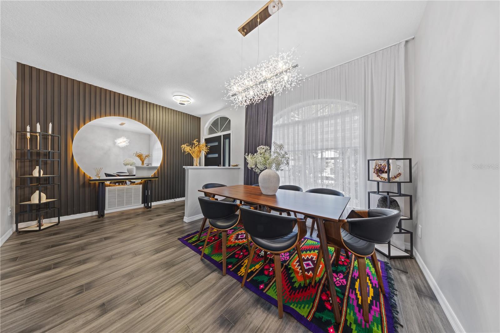 Image 9 of 83 For 7770 Glynde Hill Drive