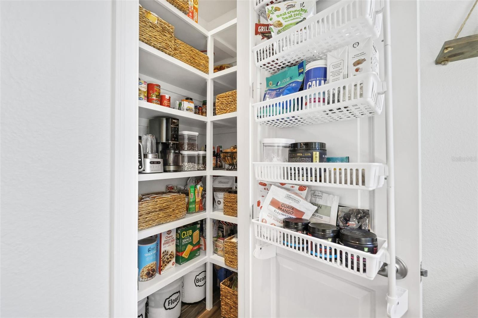 Image 14 of 56 For 6226 Fallsgrove Lane