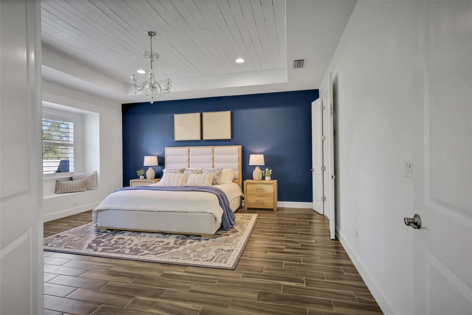 Image 21 of 56 For 6226 Fallsgrove Lane