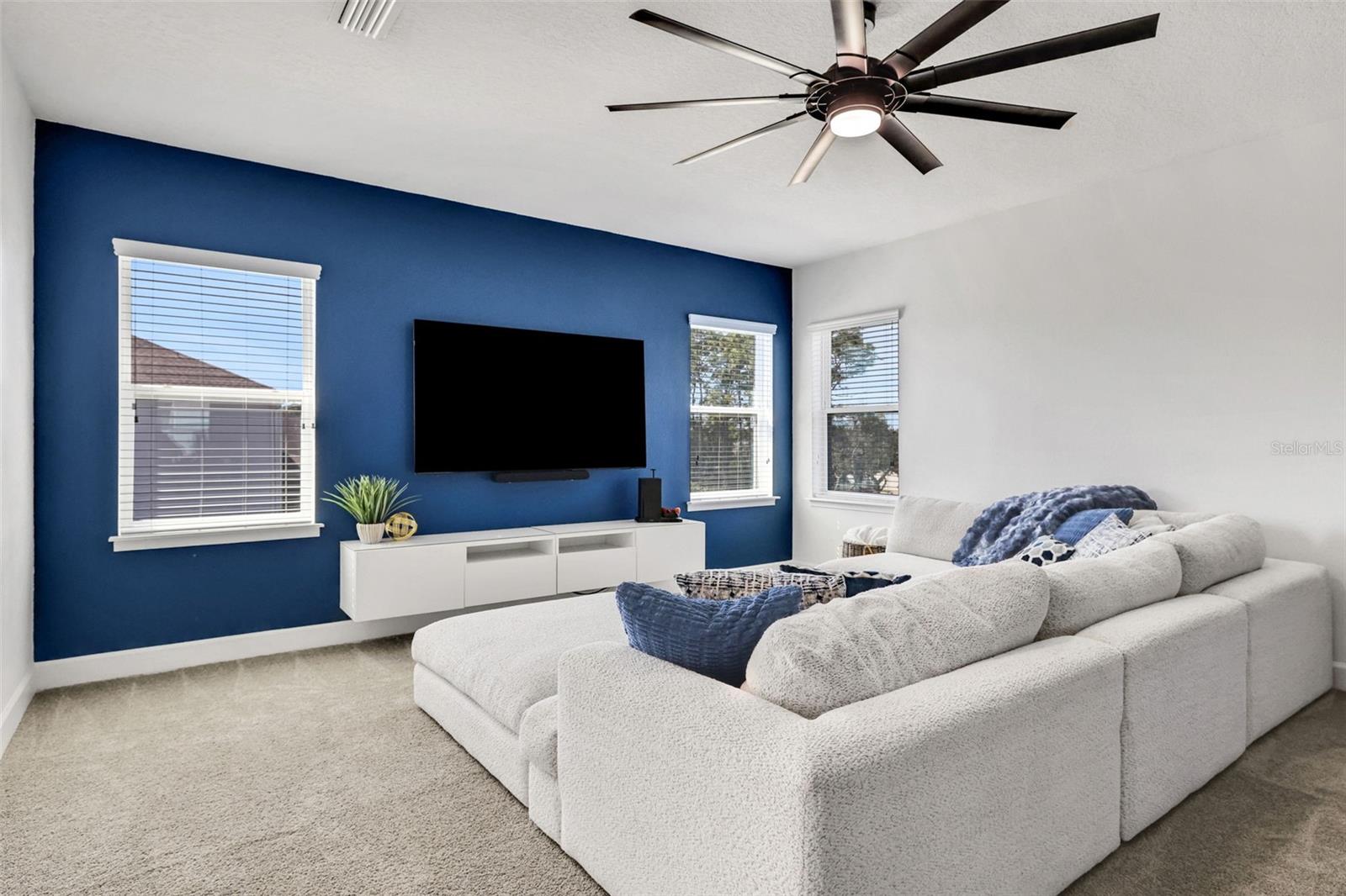 Image 28 of 56 For 6226 Fallsgrove Lane