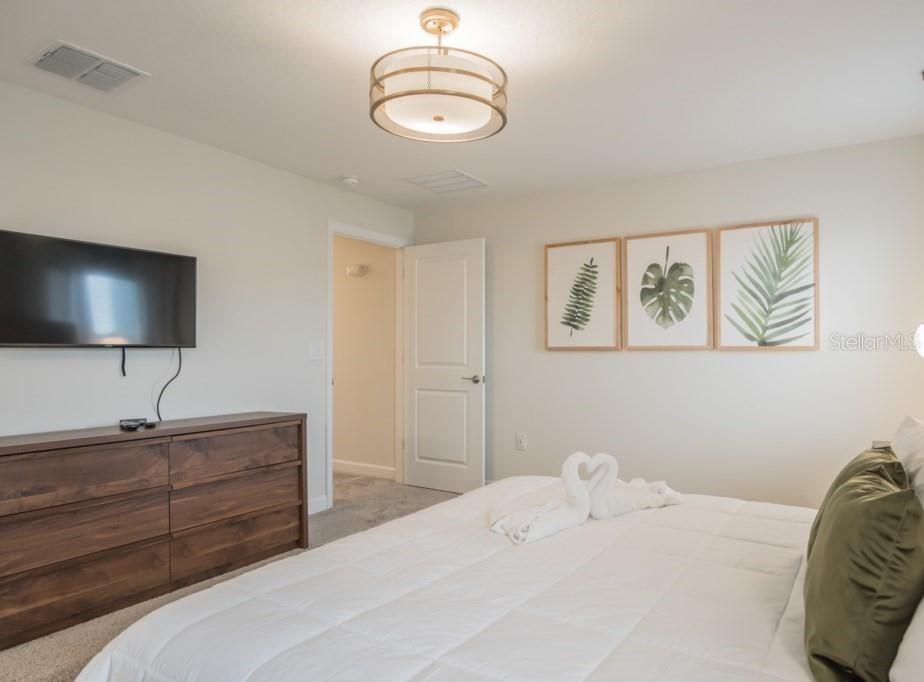 Image 17 of 52 For 468 Ocean Course Avenue