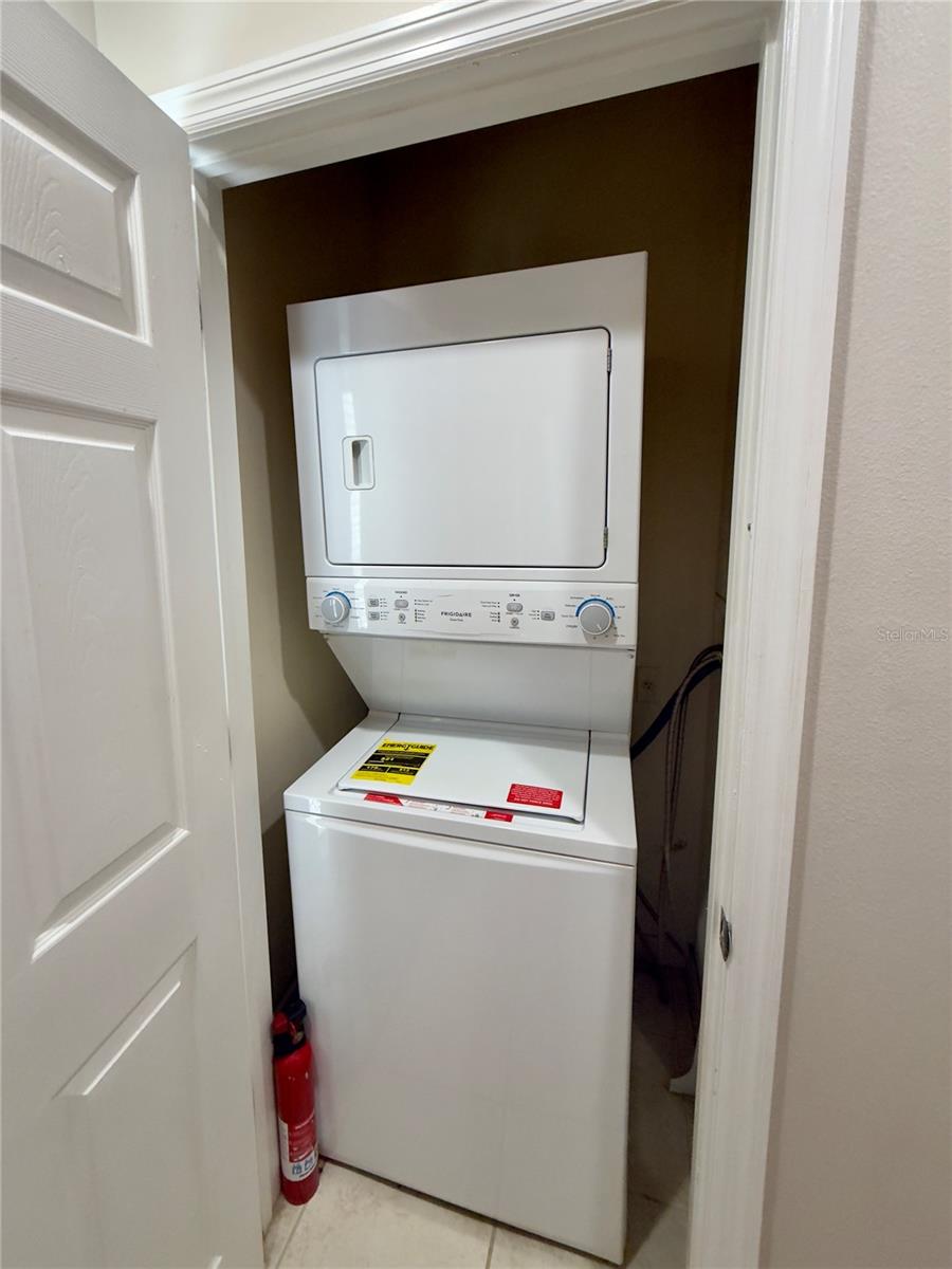 Image 13 of 23 For 140 Mcleods Way