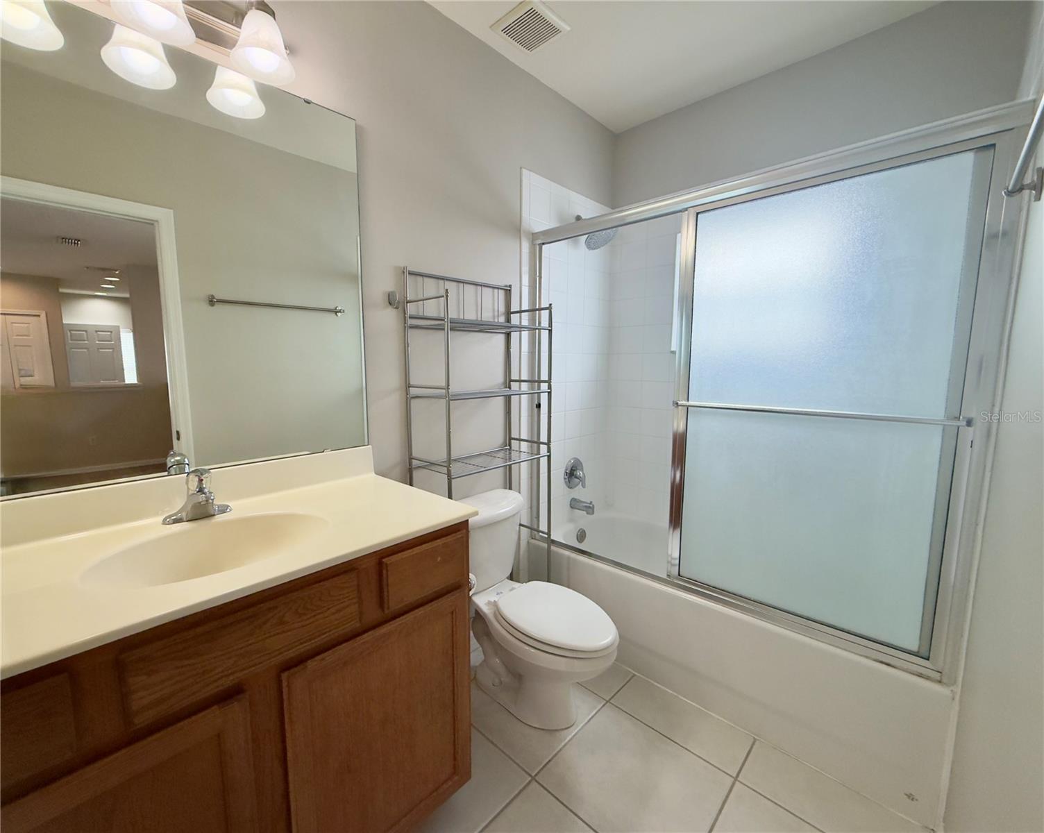 Image 17 of 23 For 140 Mcleods Way