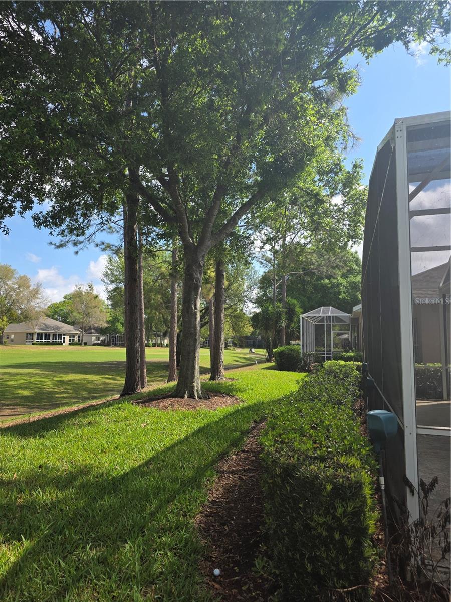 Image 28 of 42 For 2282 Fenton Avenue