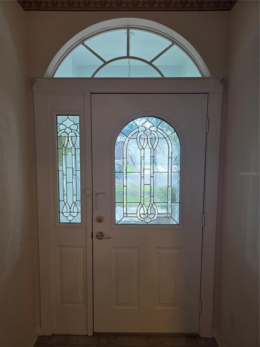 Image 3 of 42 For 2282 Fenton Avenue