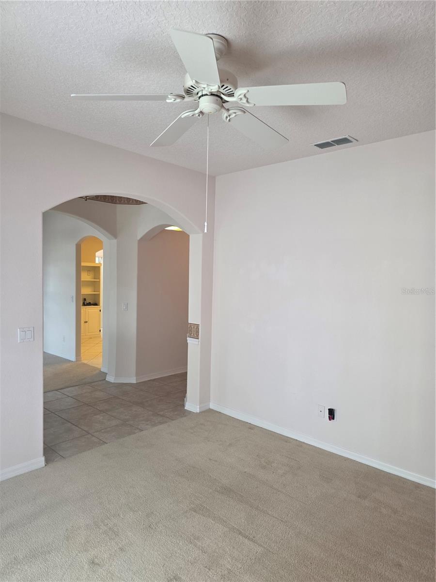 Image 9 of 42 For 2282 Fenton Avenue