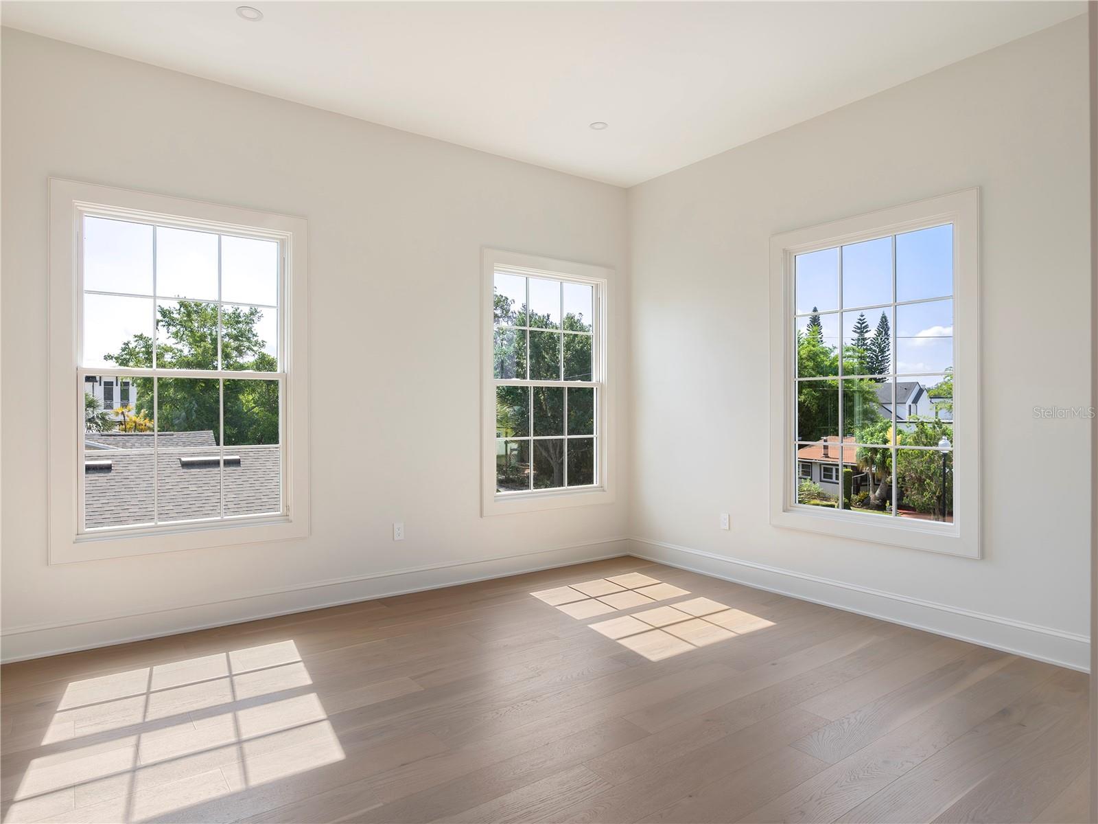 Image 31 of 51 For 541 Canton Avenue