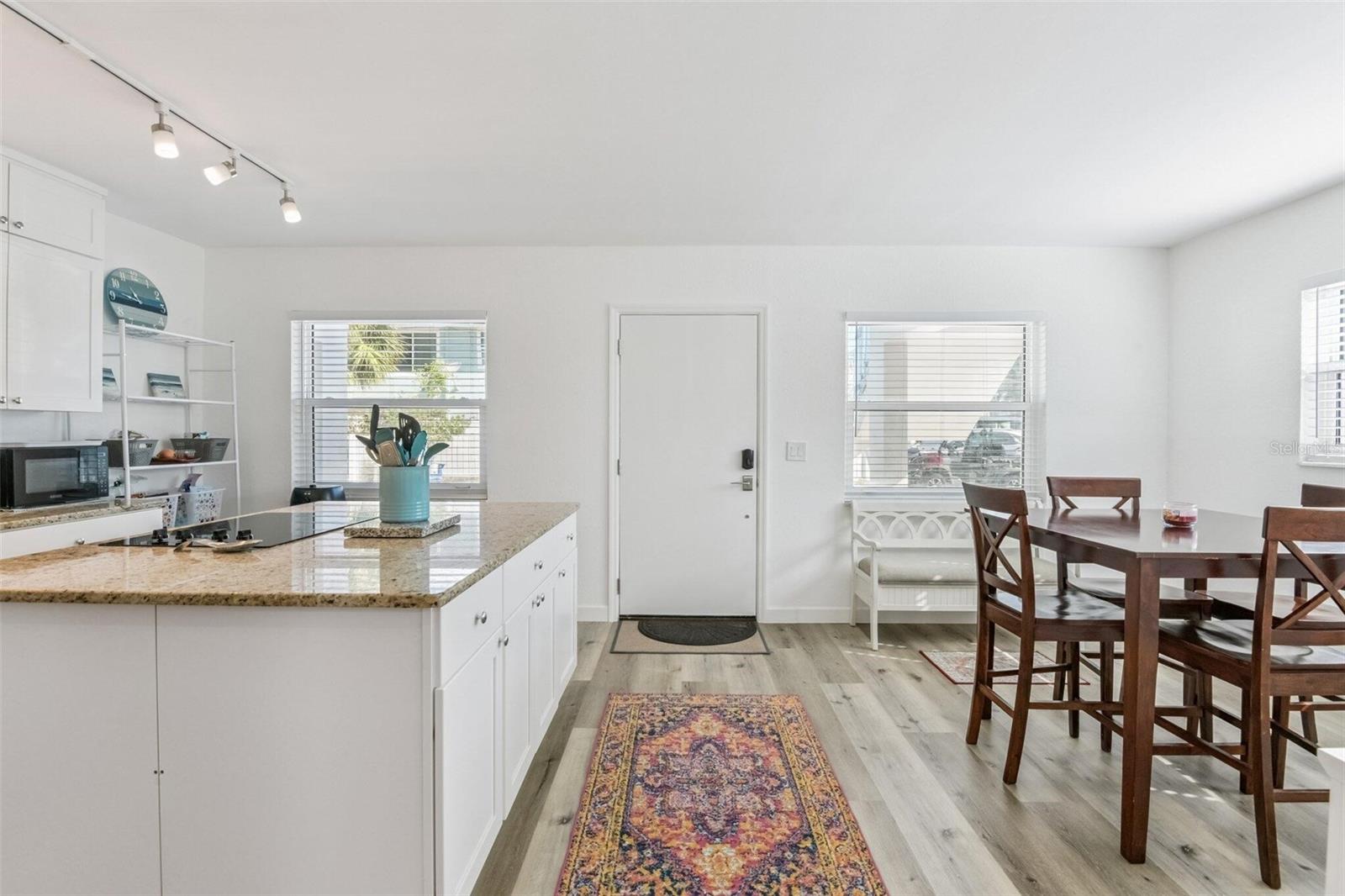 Image 5 of 18 For 2308 1st Street 1